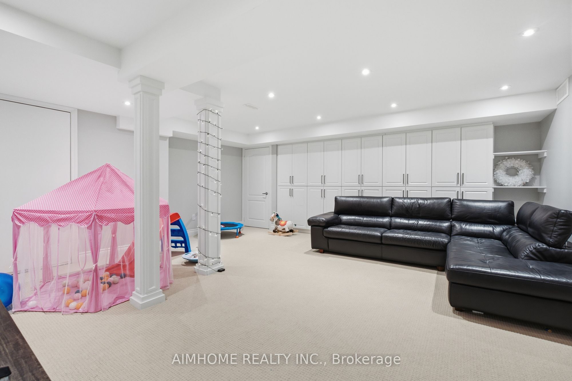 15 Calamint Lane Property Photo 44