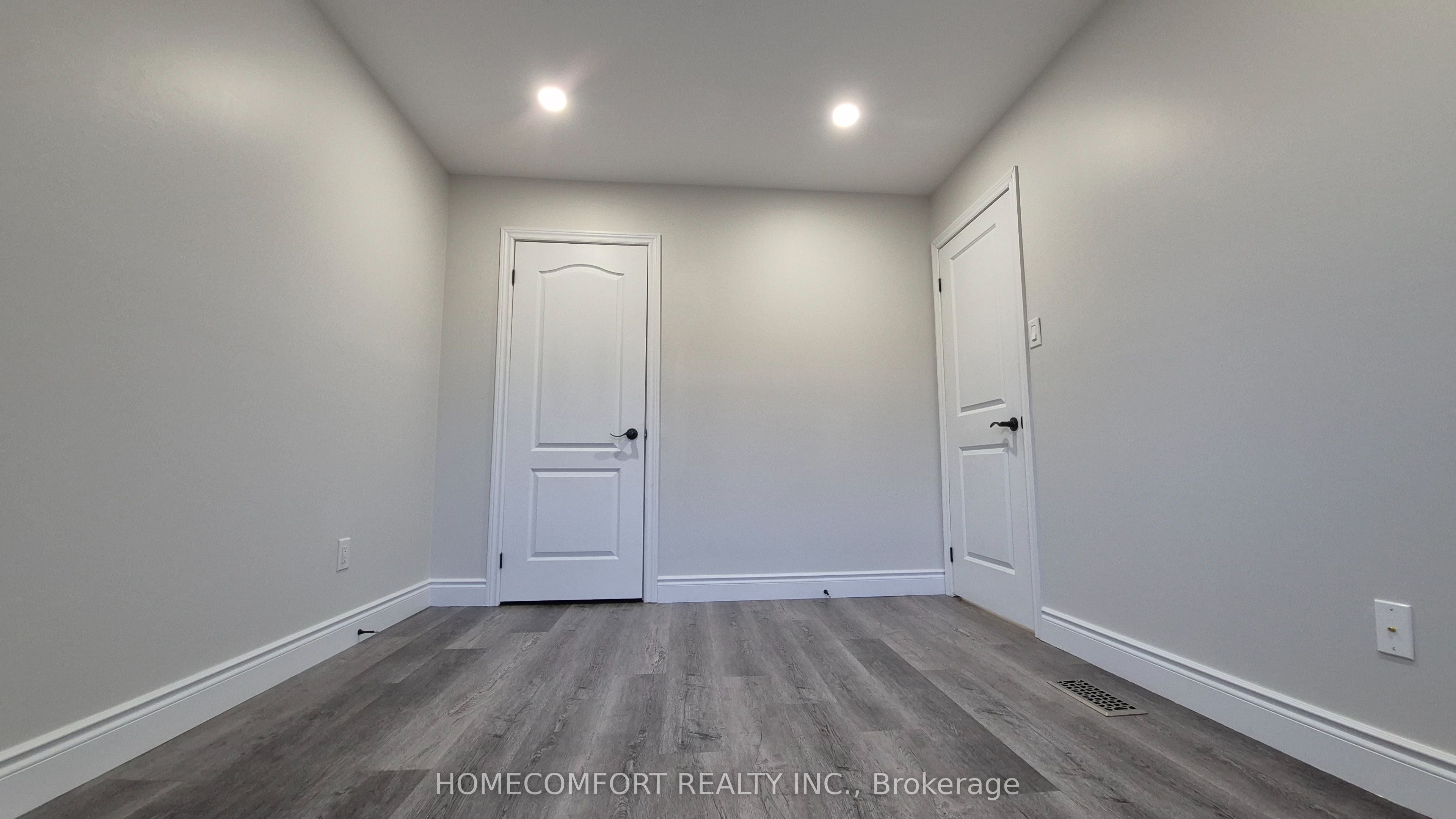4 Caymus Street Property Photo 24