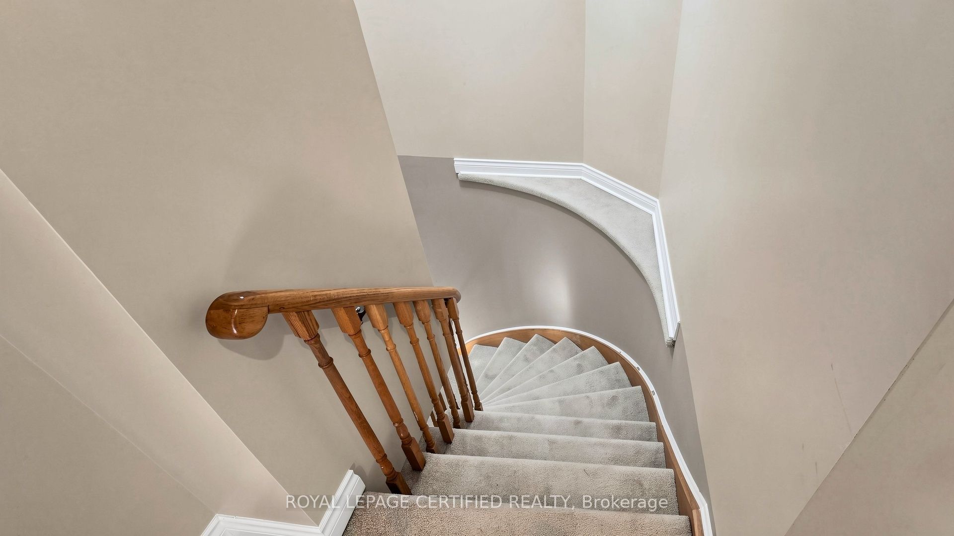 2 Gres Court Property Photo 26