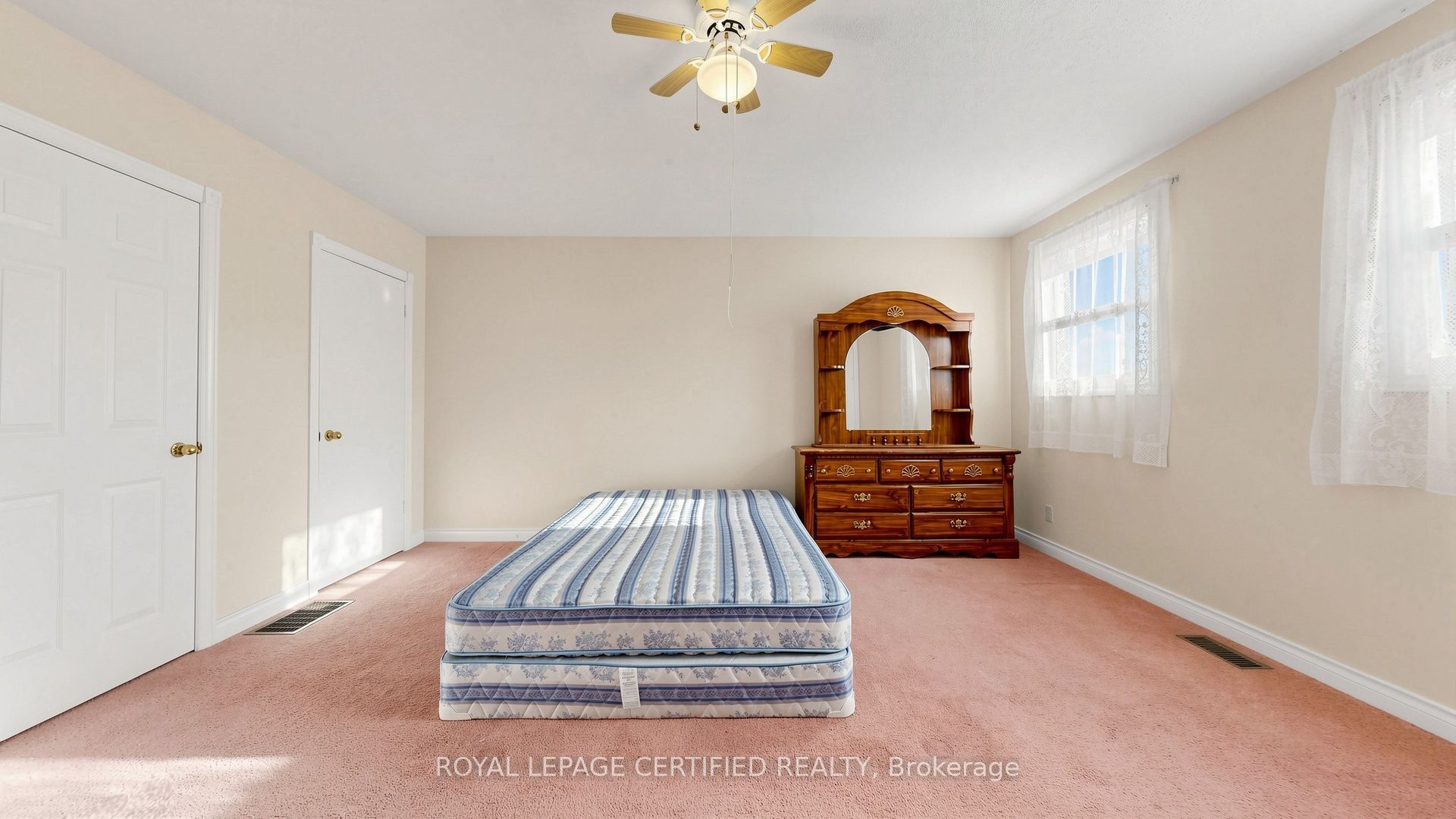 2 Gres Court Property Photo 27