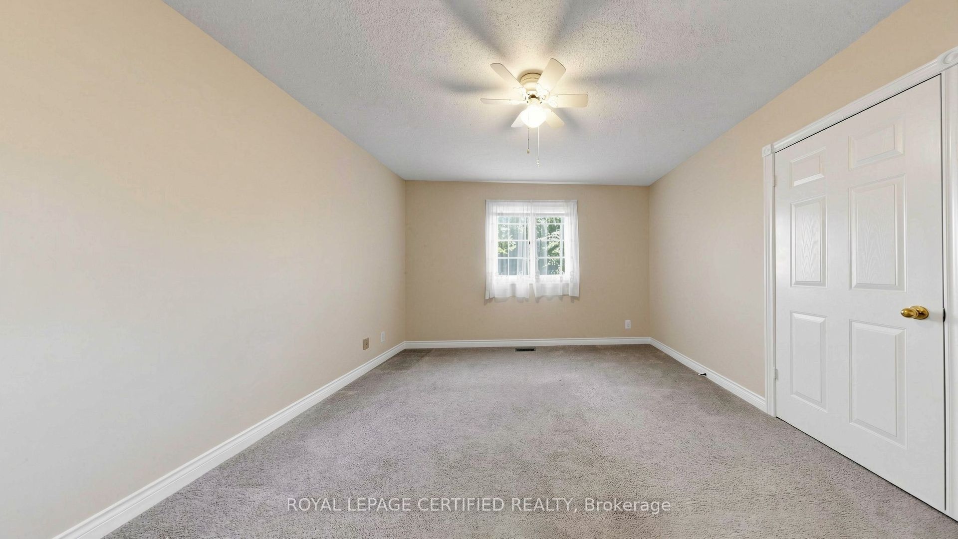 2 Gres Court Property Photo 33