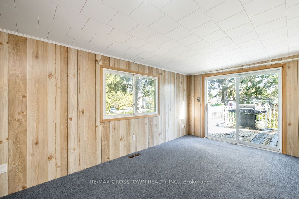 2 Tamarack Court Property Photo 16