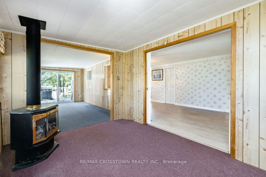 2 Tamarack Court Property Photo 17