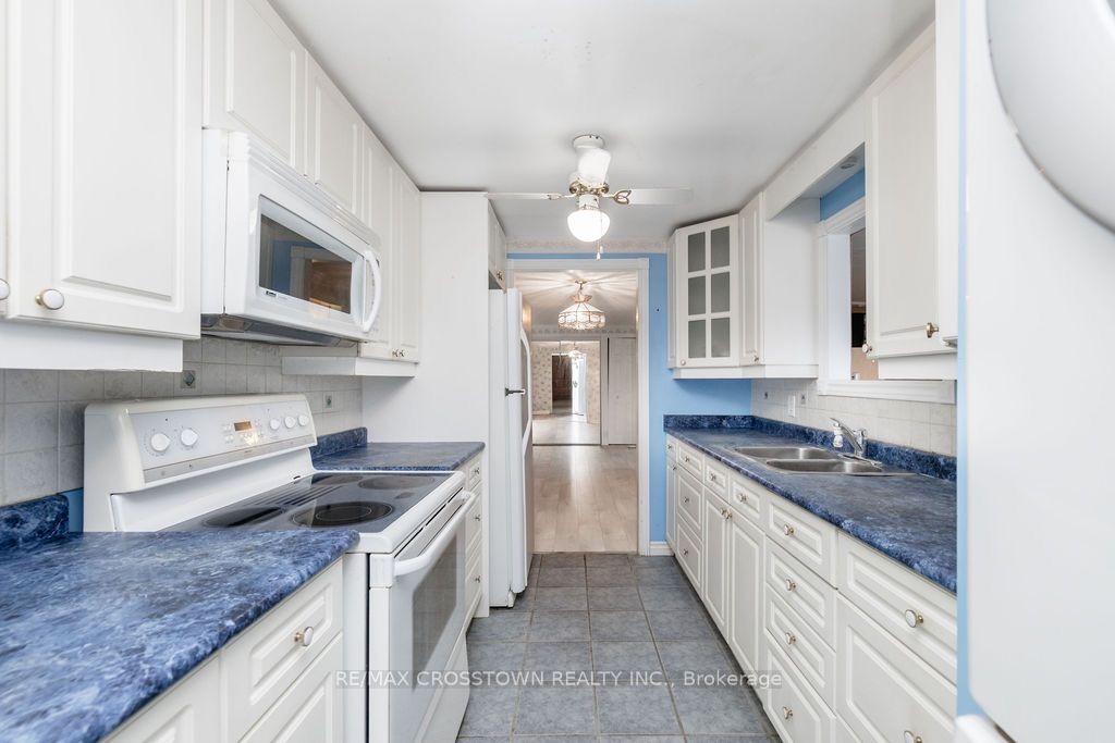 2 Tamarack Court Property Photo 20