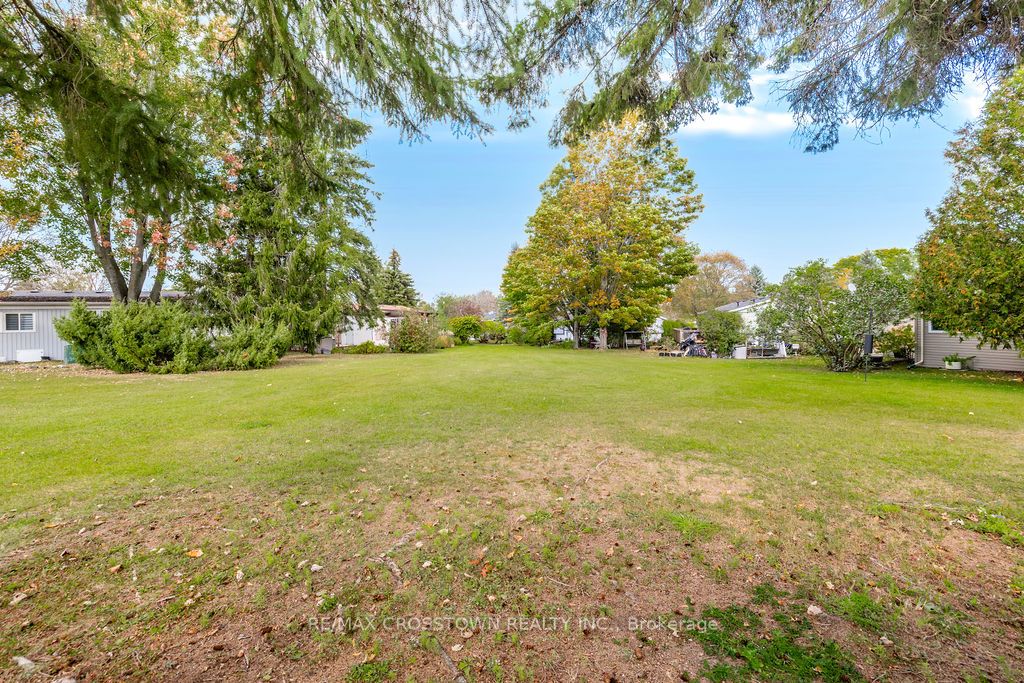 2 Tamarack Court Property Photo 32