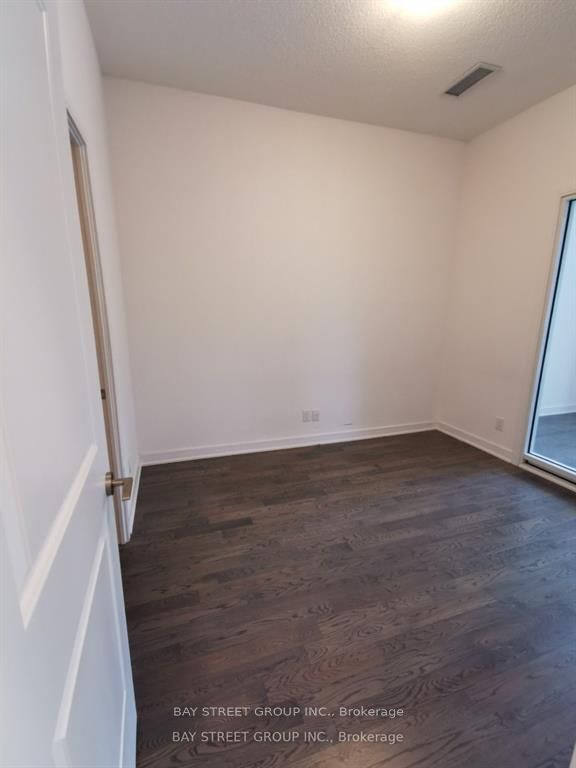 9191 Yonge Street 106 Sw Property Photo 5