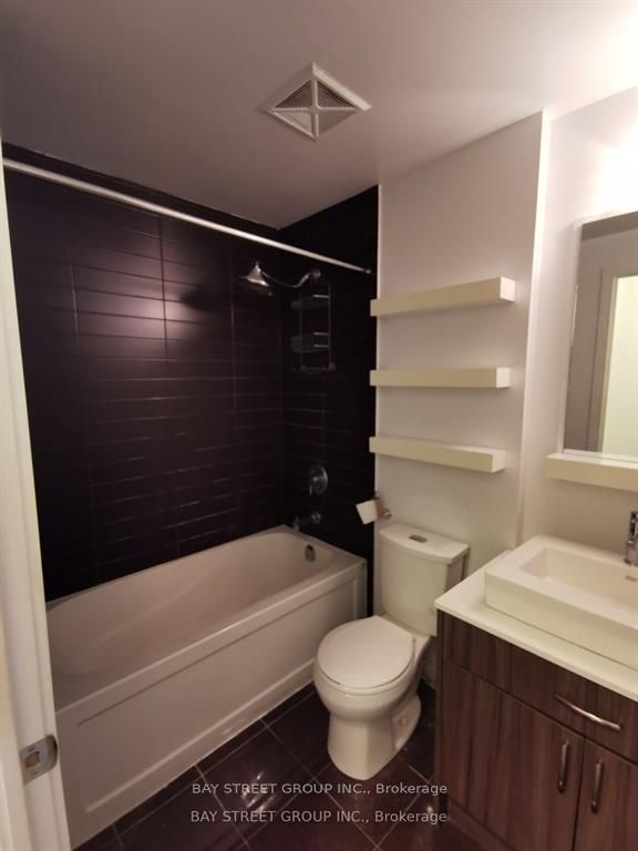 9191 Yonge Street 106 Sw Property Photo 8
