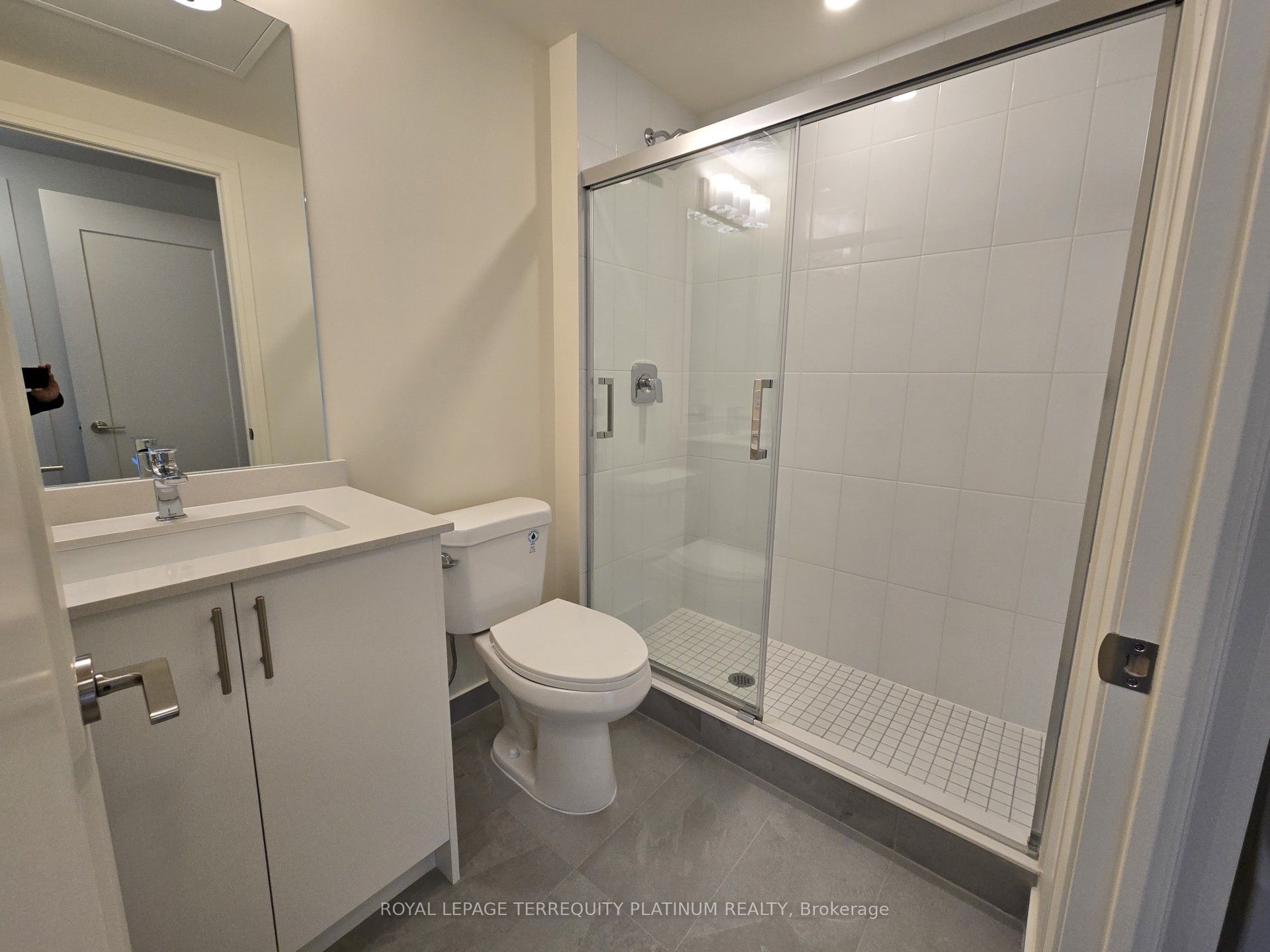 27 Korda Gate 1708 Property Photo 21