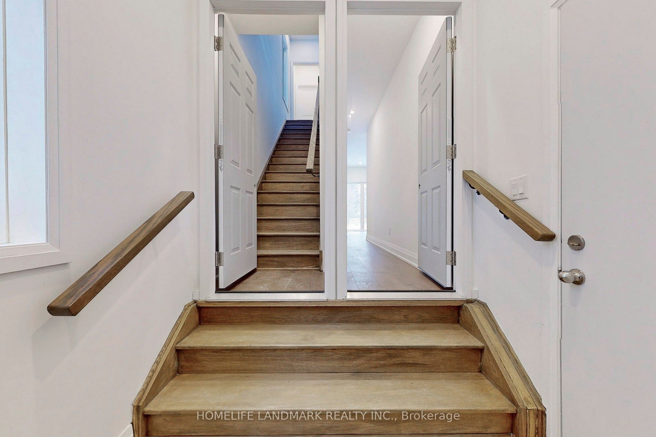 22 Persica Street Lower Property Photo 11