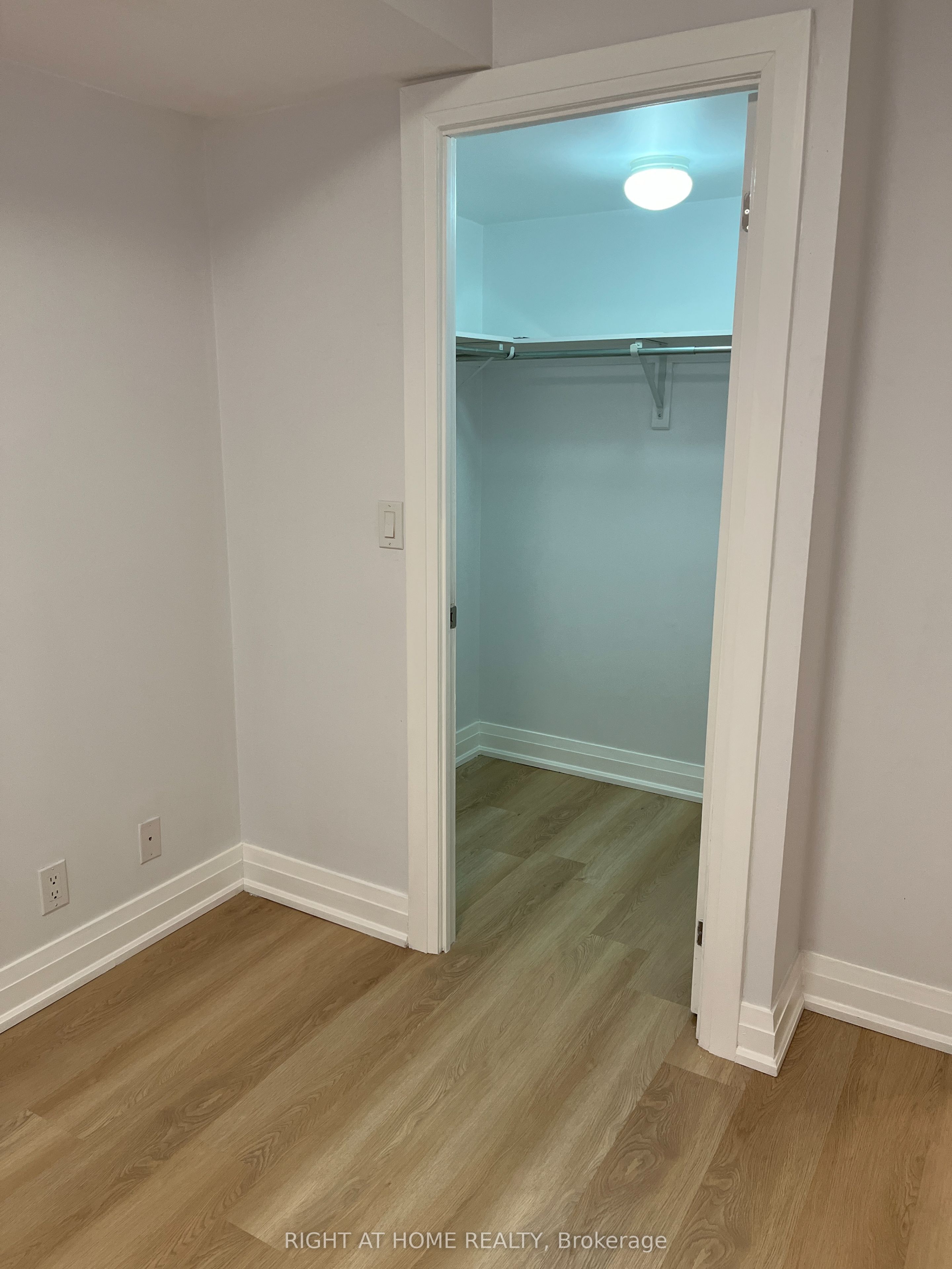 75 South Town Centre Boulevard 509 Property Photo 14