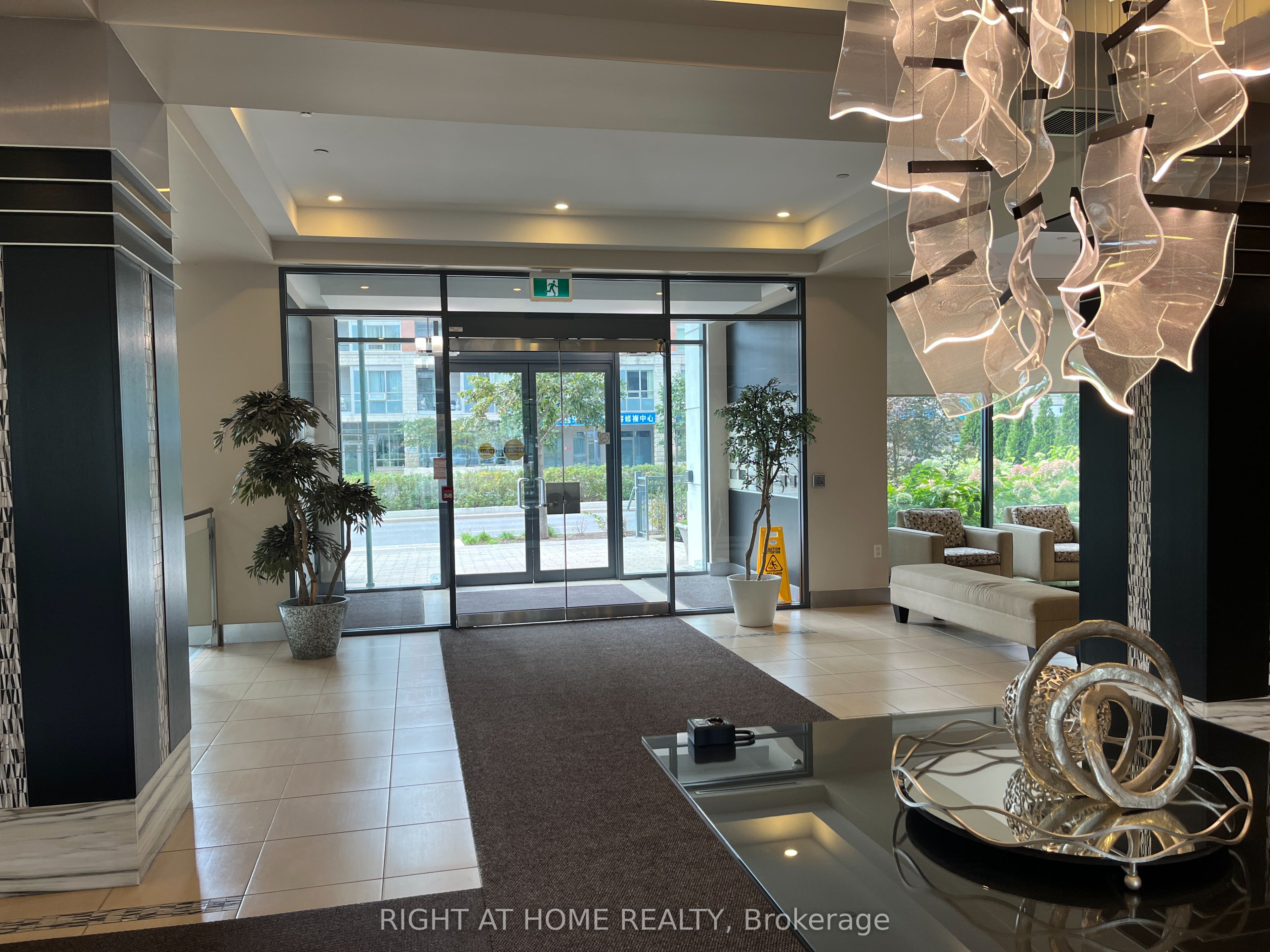 75 South Town Centre Boulevard 509 Property Photo 20