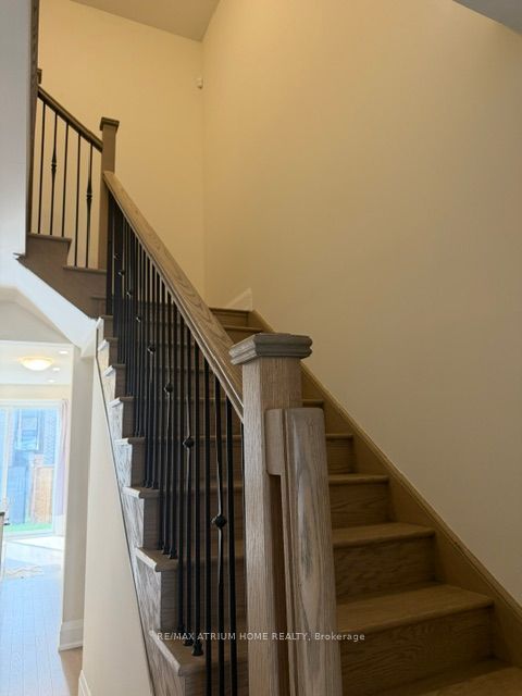 88 Tempel Street Property Photo 8