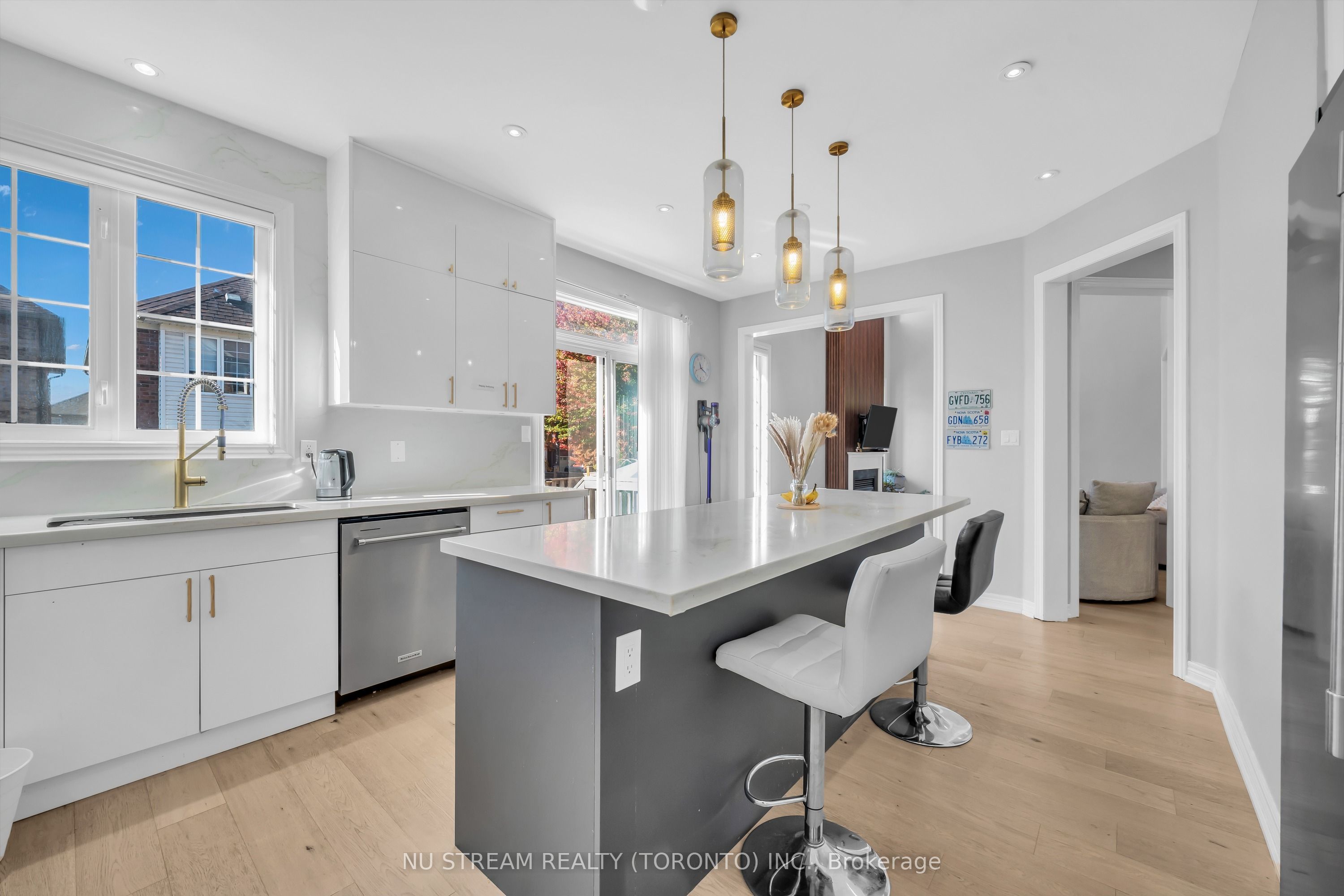 30 Pinecrest Street Property Photo 19