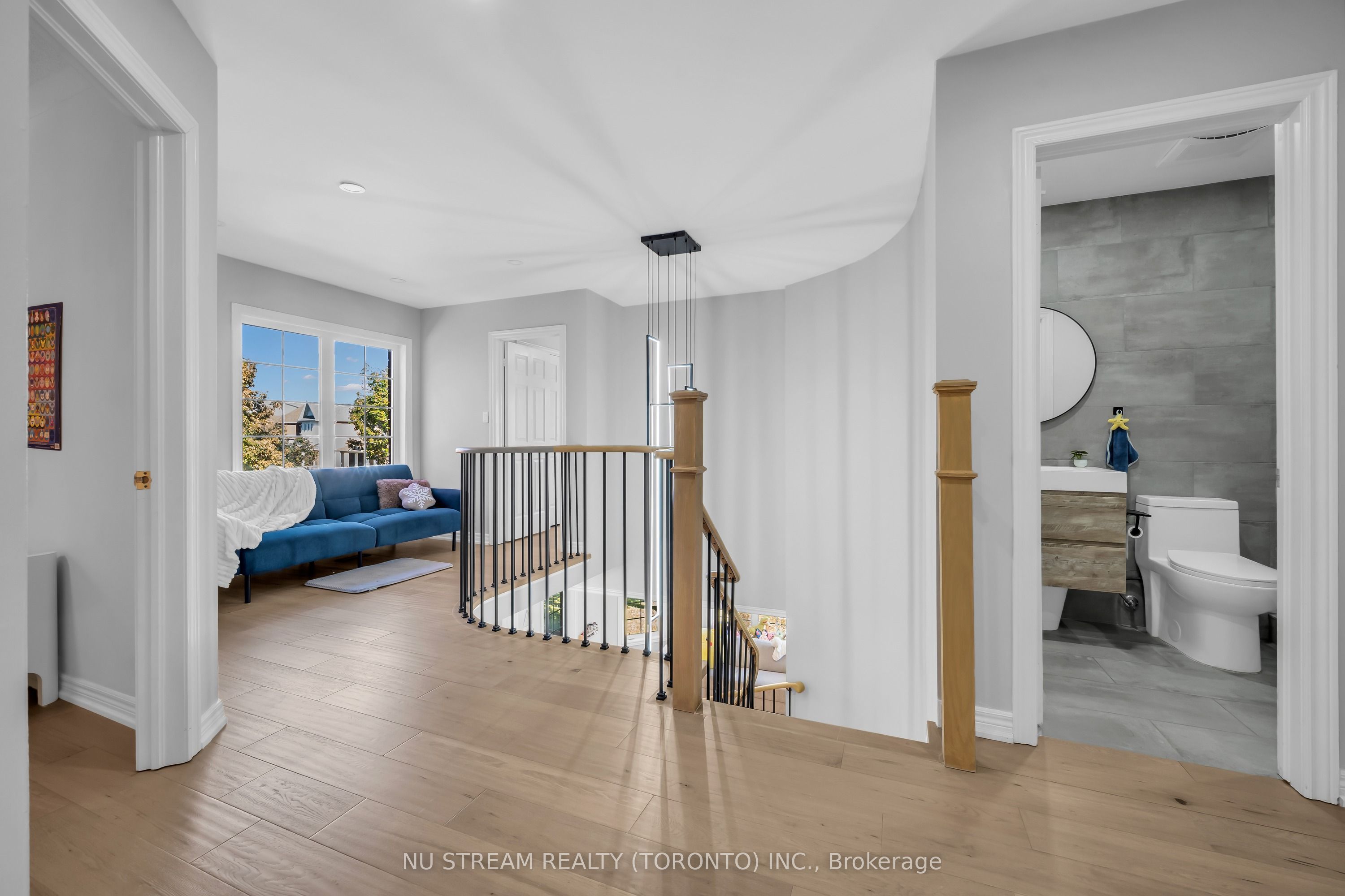 30 Pinecrest Street Property Photo 23