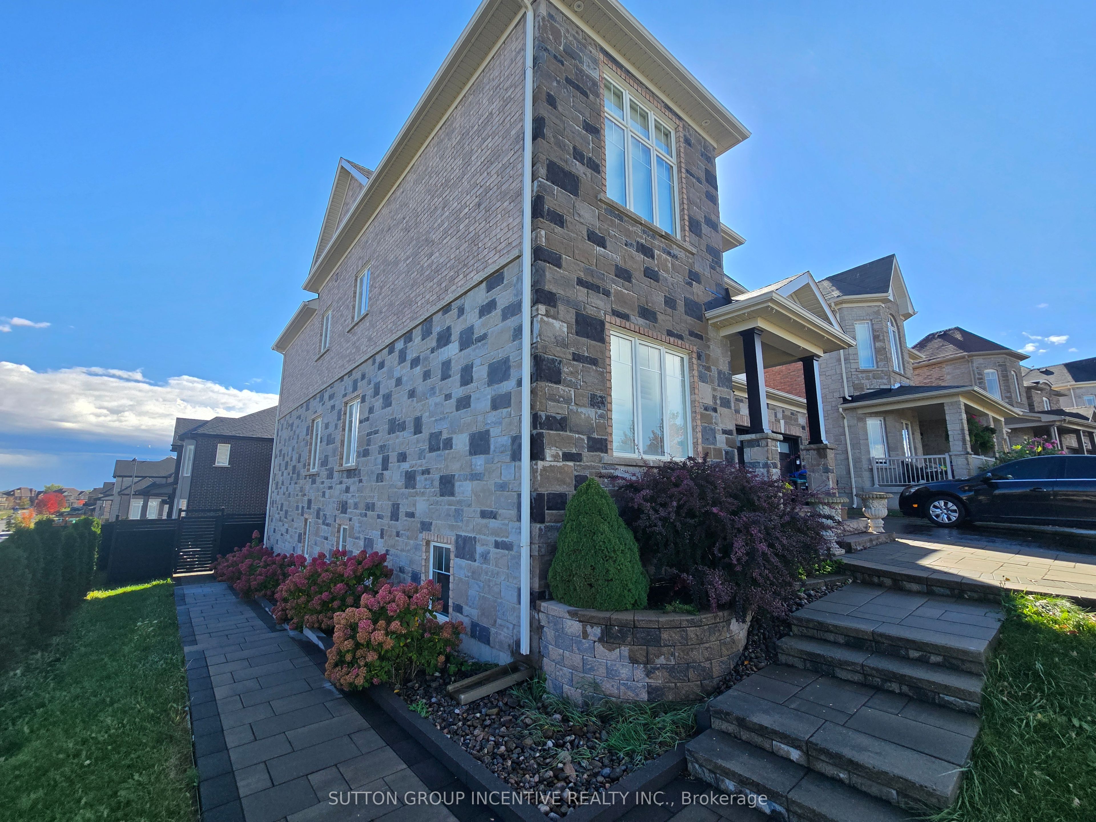 1415 Lormel Gate Avenue Property Photo 1