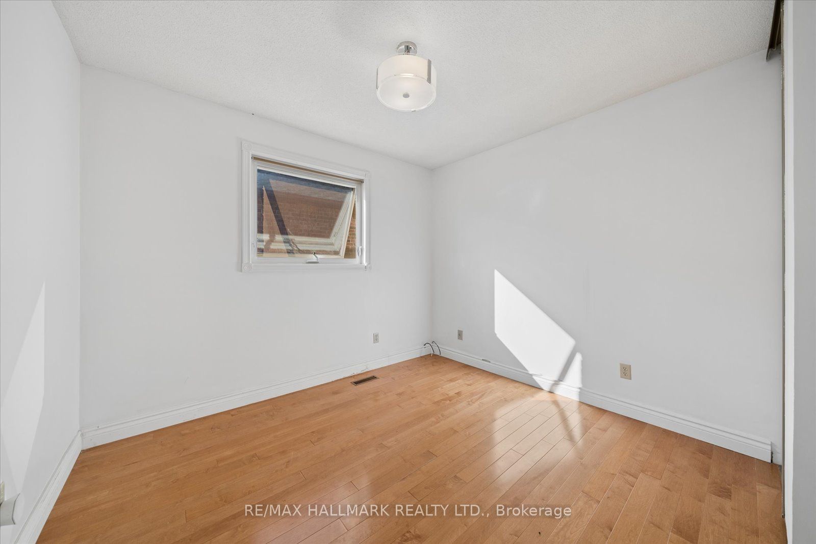 67 Chilmar Crescent Property Photo 35