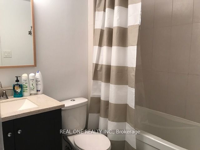35 Springhead Garden Property Photo 8
