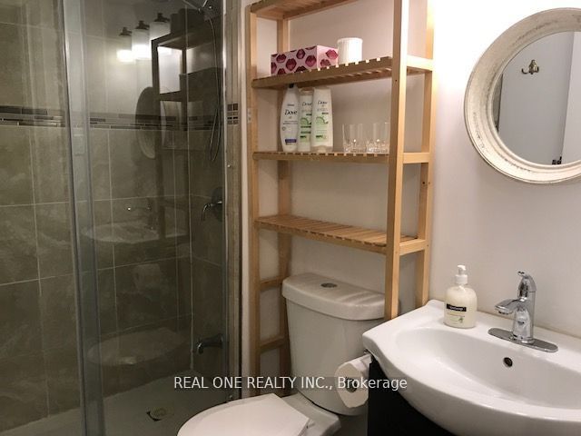 35 Springhead Garden Property Photo 14