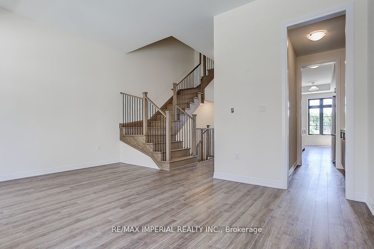113 De La Roche Drive Property Photo 12