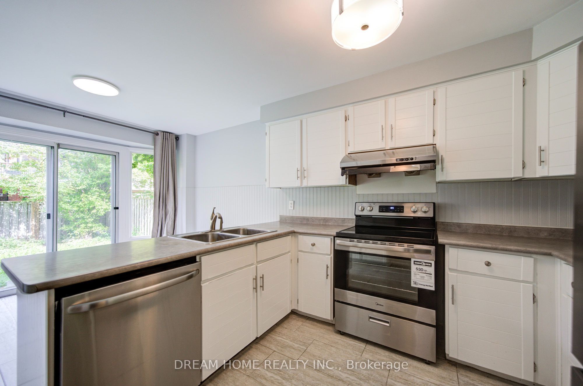 30 Garnish Green Property Photo 16