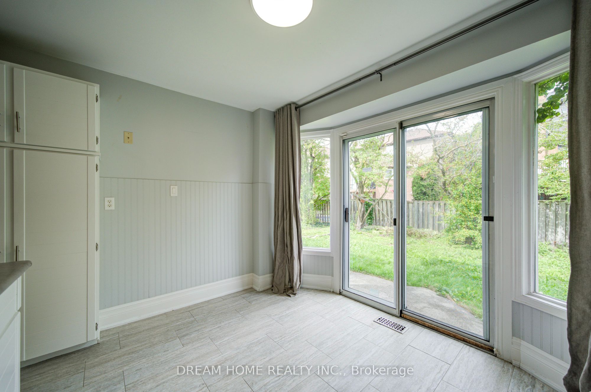 30 Garnish Green Property Photo 20