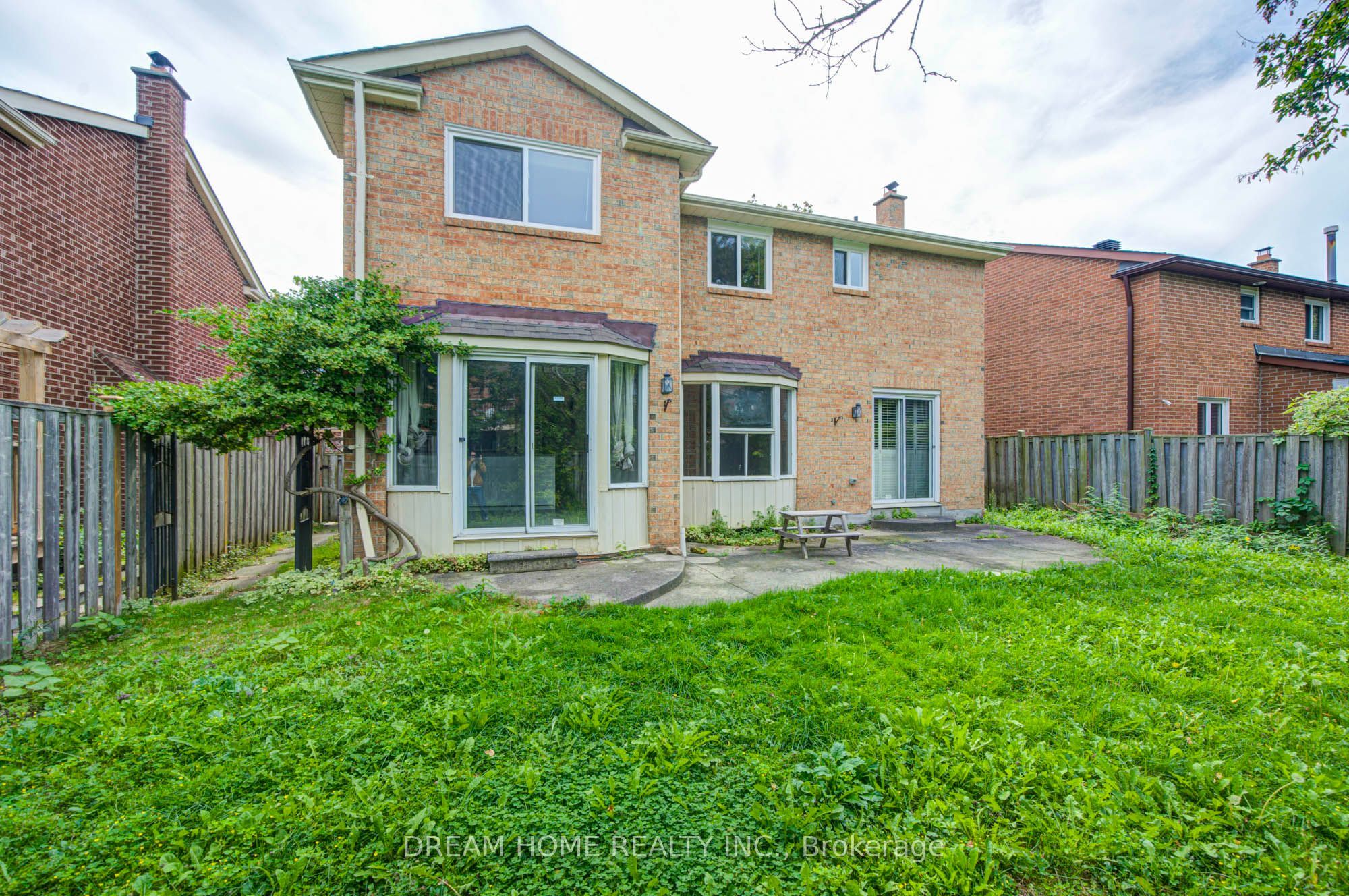 30 Garnish Green Property Photo 47