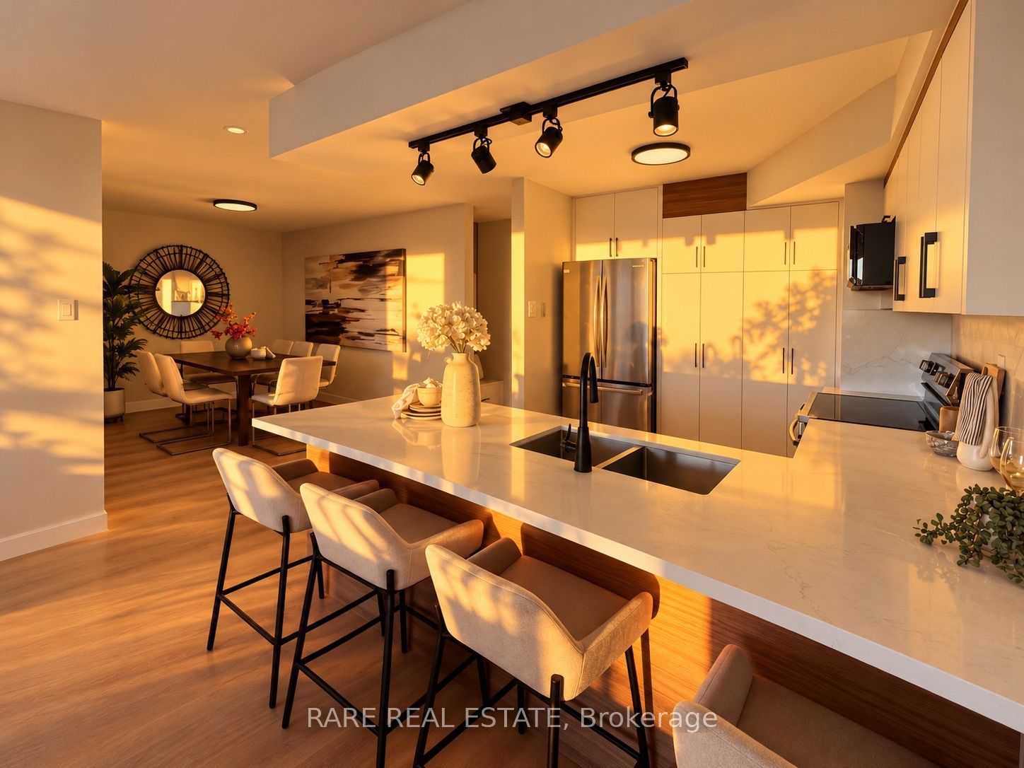7300 Yonge Street 1012 Property Photo 1