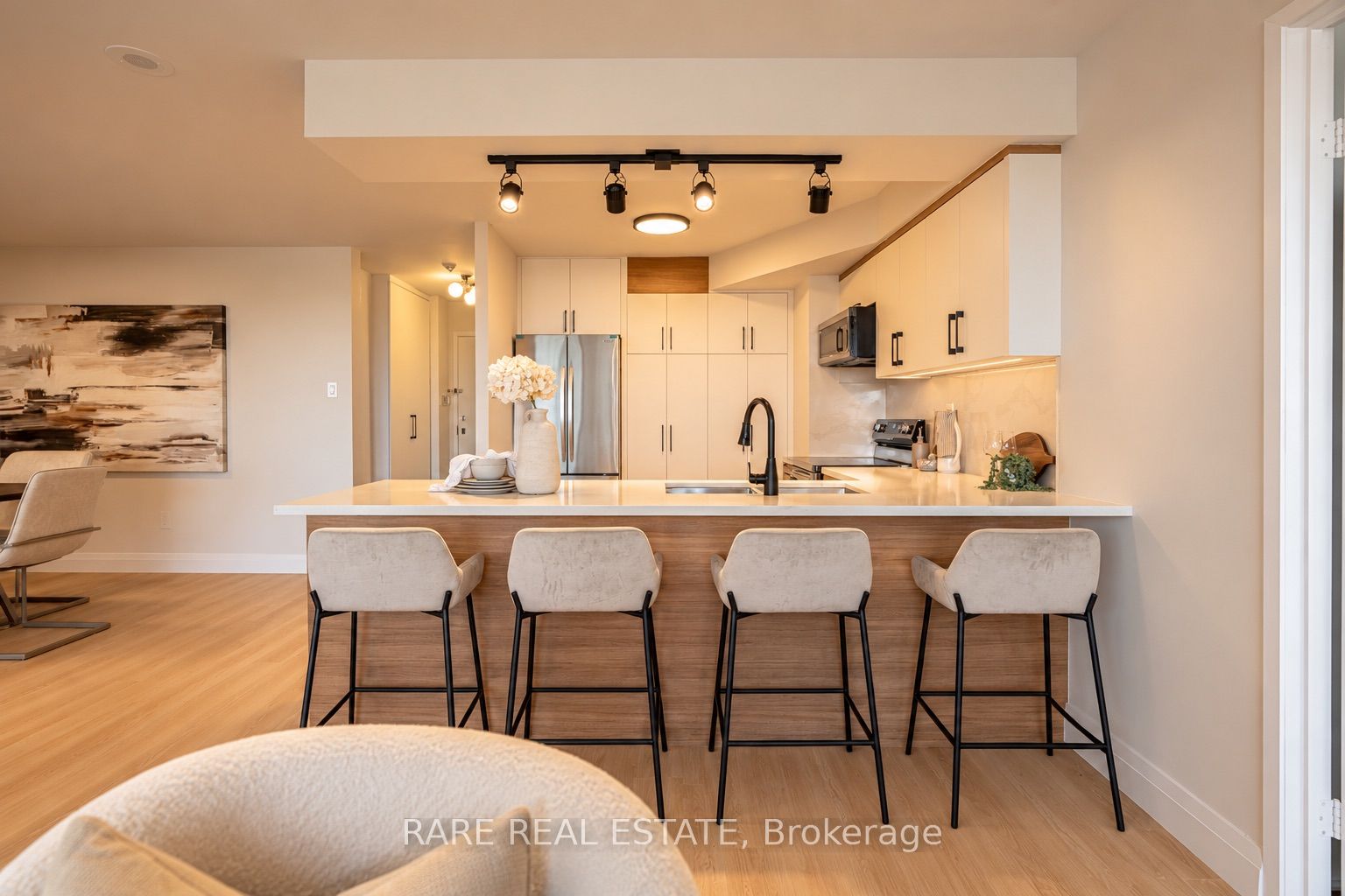 7300 Yonge Street 1012 Property Photo 6