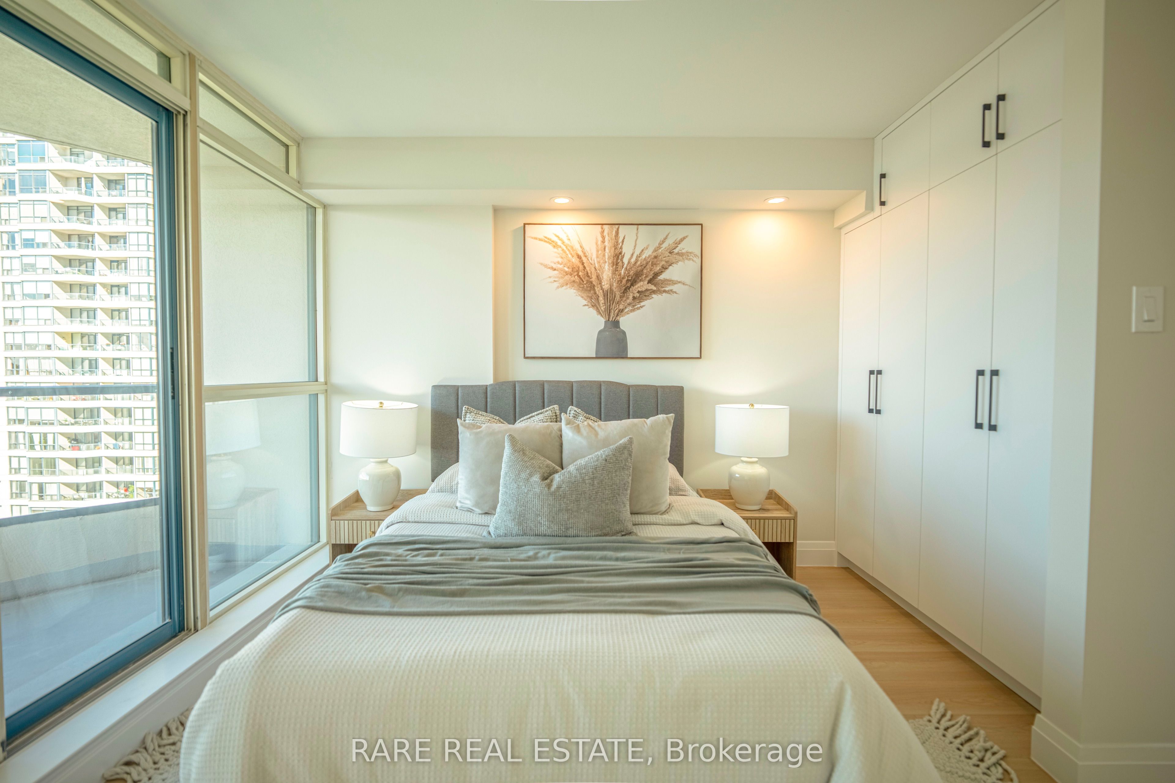 7300 Yonge Street 1012 Property Photo 15