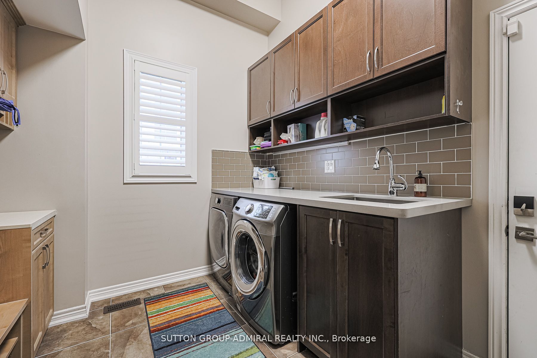 163 Heintzman Crescent Property Photo 15