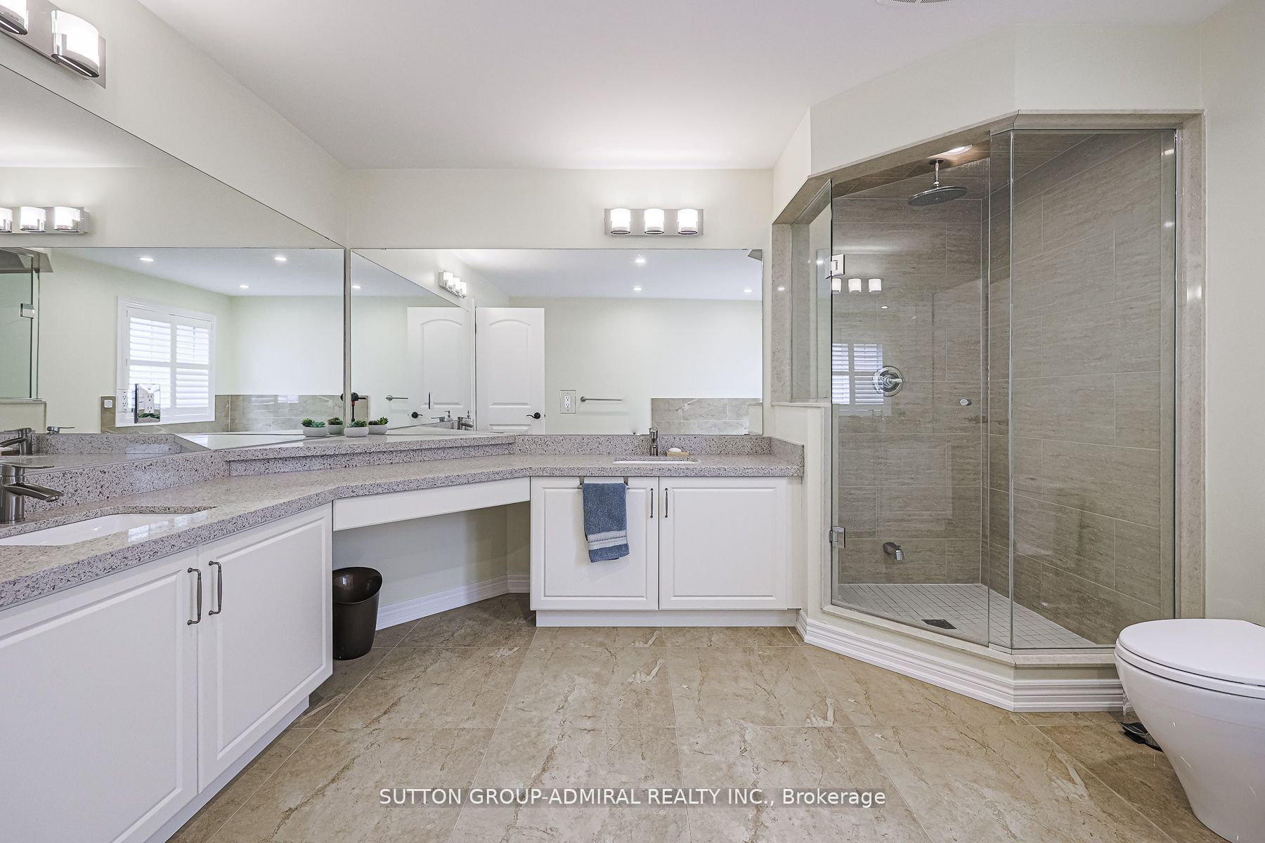 163 Heintzman Crescent Property Photo 21