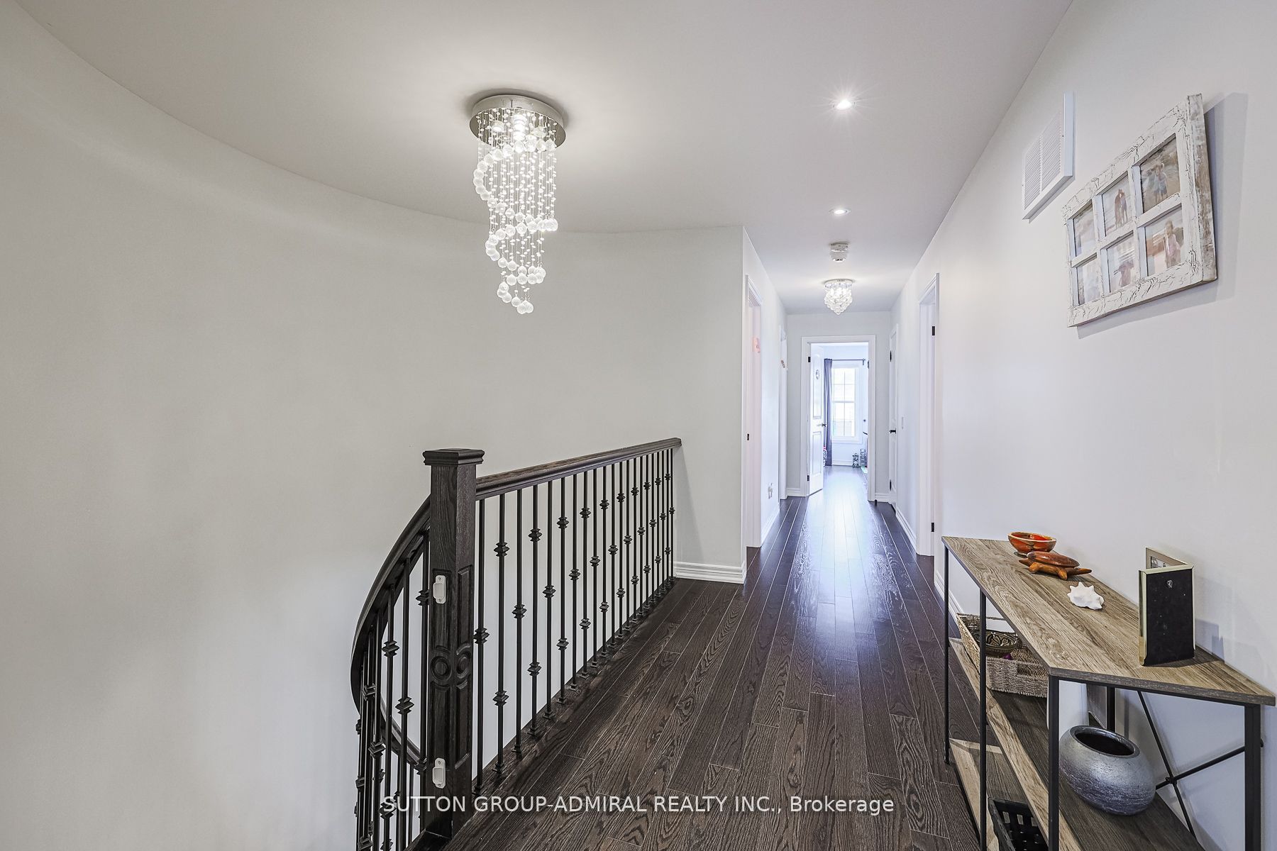 163 Heintzman Crescent Property Photo 22