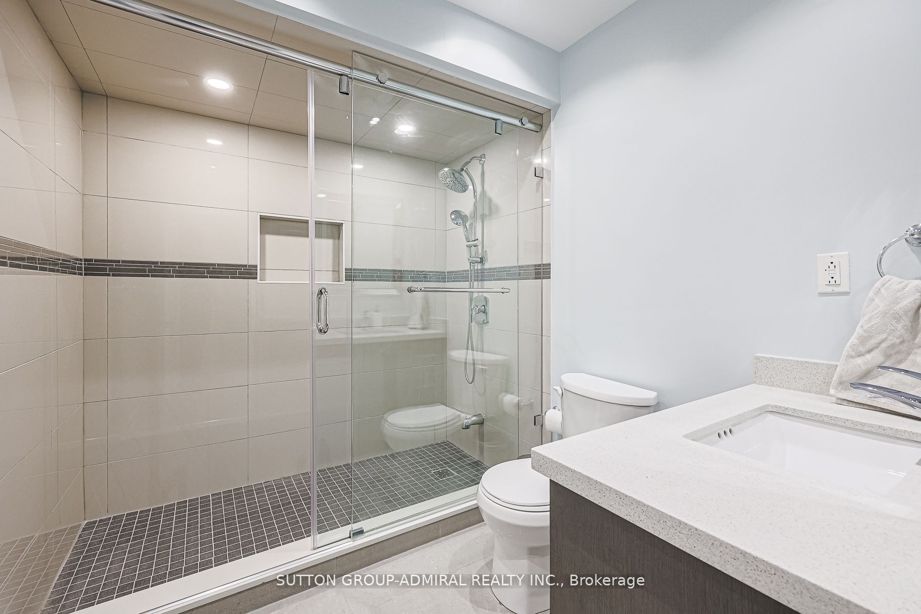 163 Heintzman Crescent Property Photo 30
