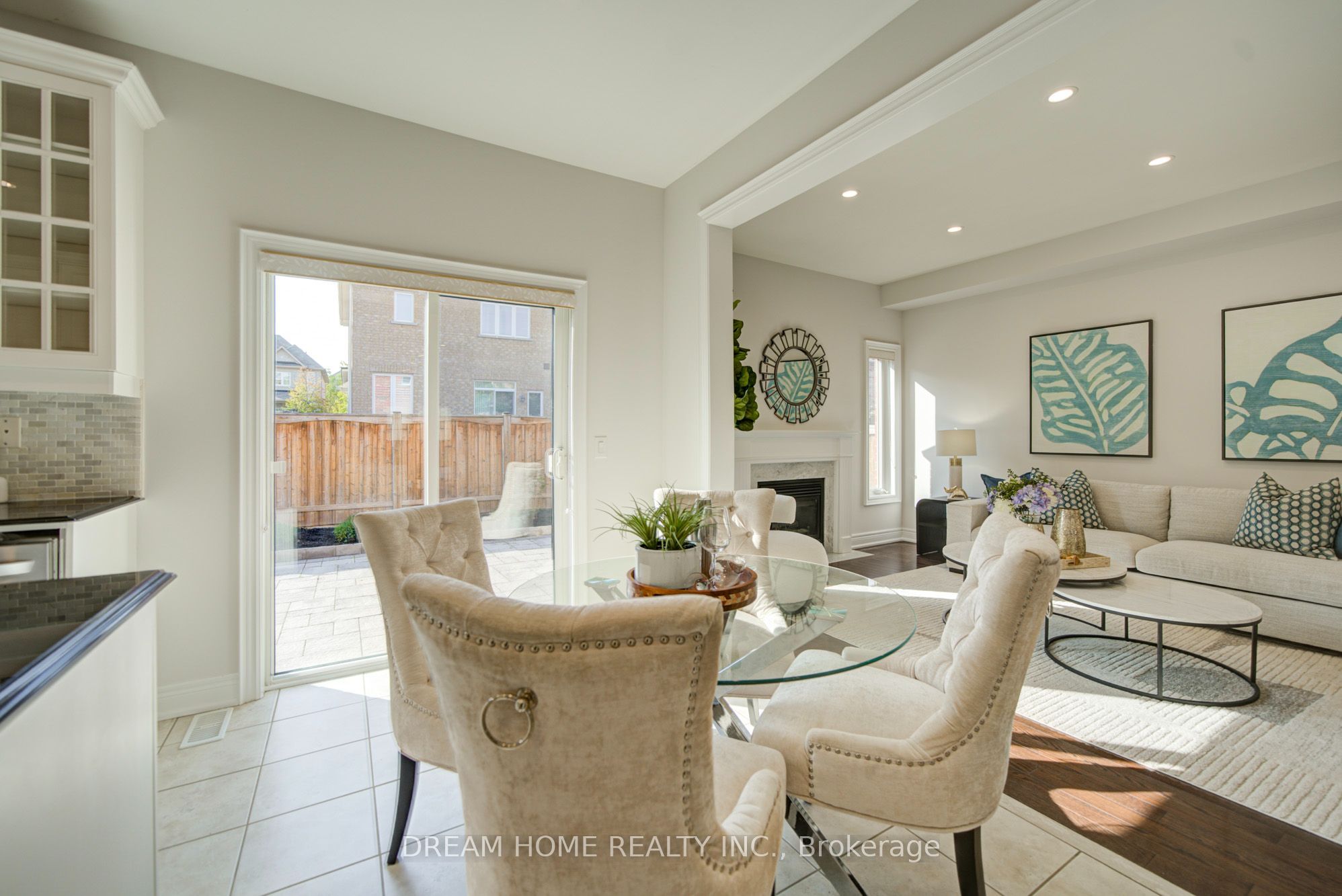 36 Everett Street Property Photo 15
