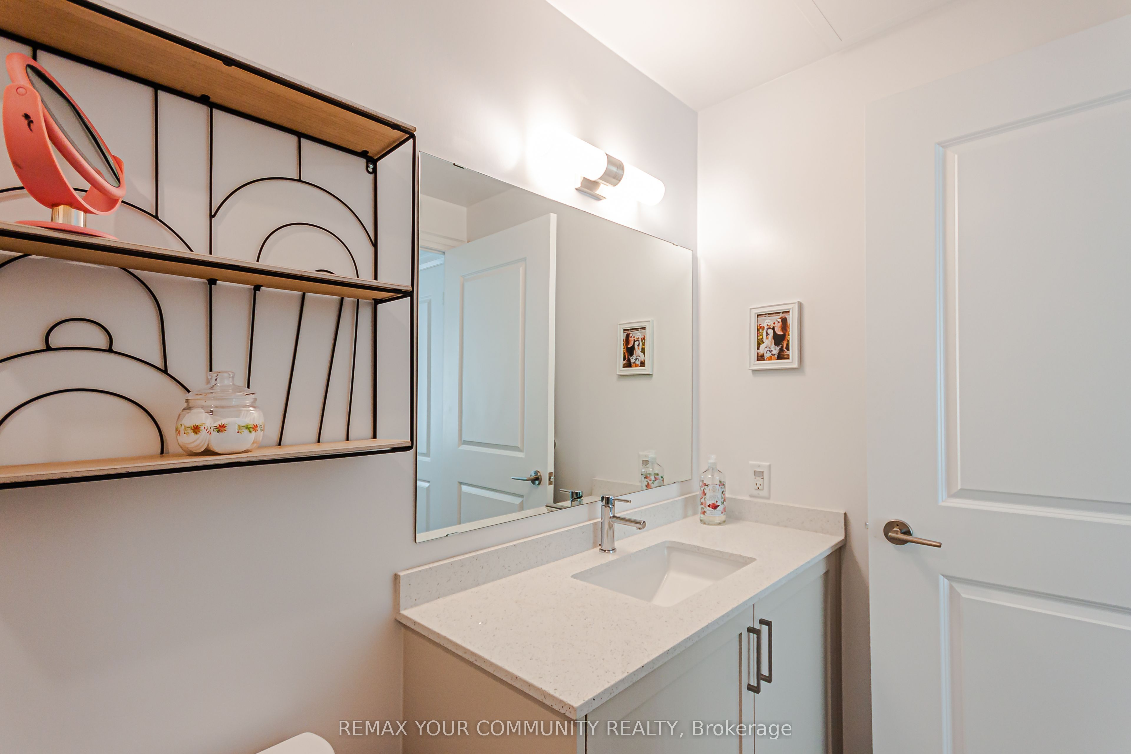 10 Gatineau Drive 309 Property Photo 18