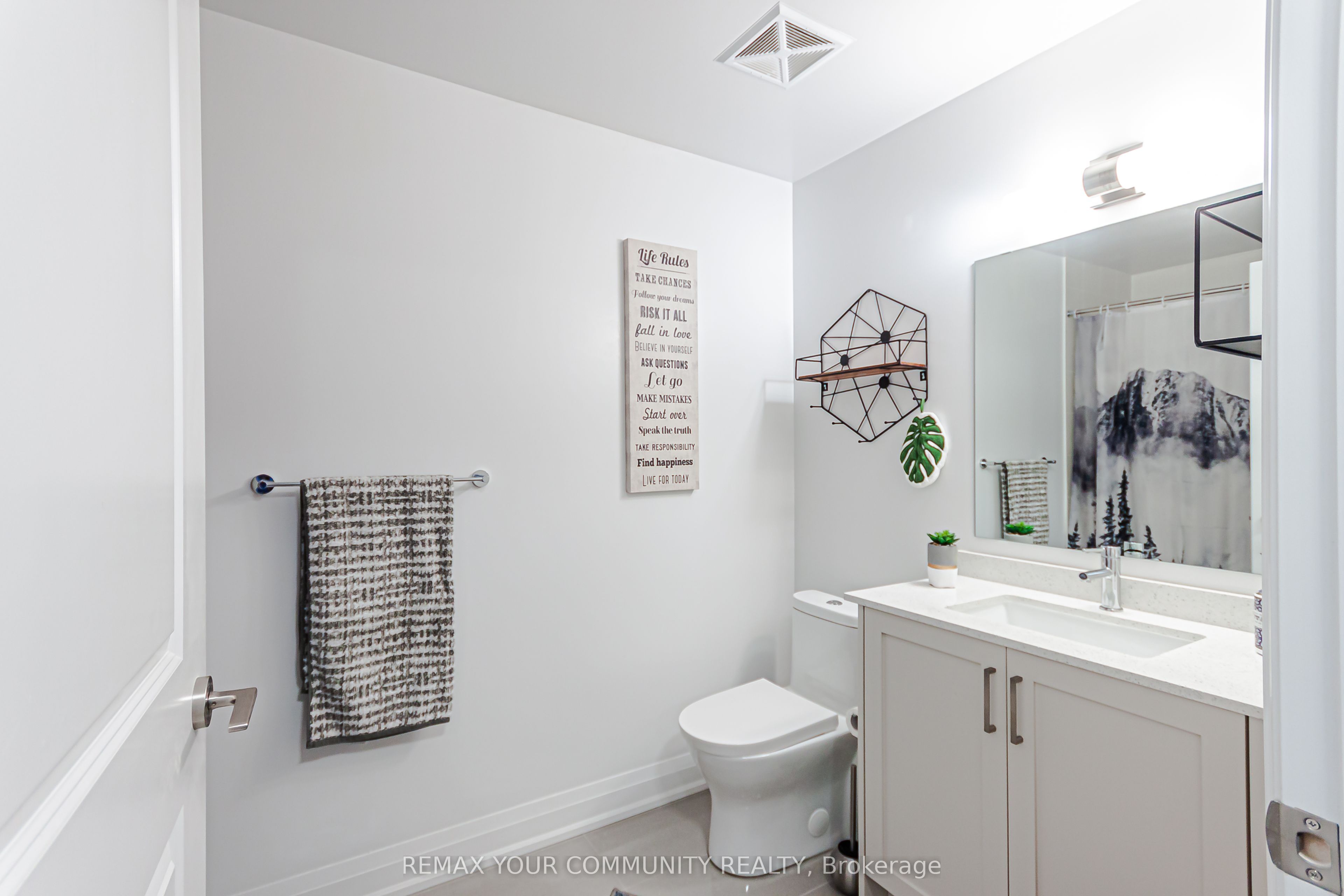 10 Gatineau Drive 309 Property Photo 21