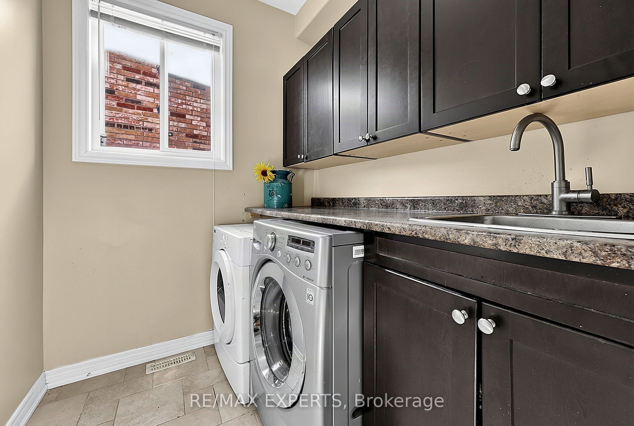 1171 Gina Street Property Photo 22