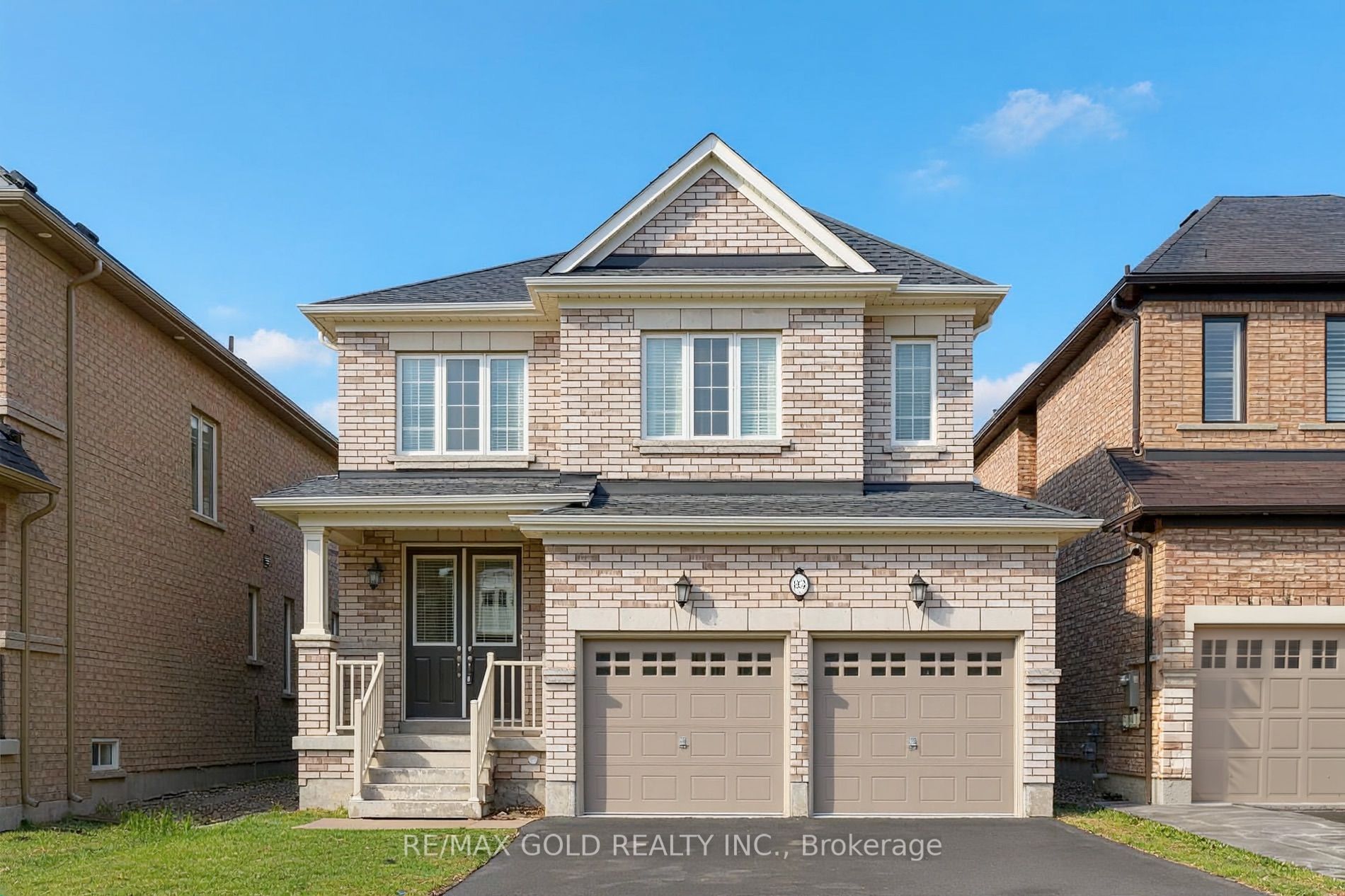 83 Selby Crescent Property Photo 1