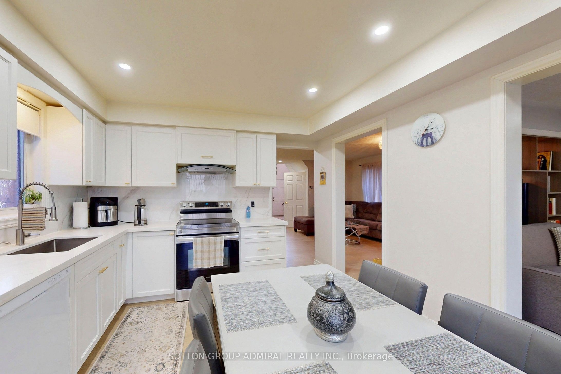284 Isaac Murray Avenue Property Photo 14