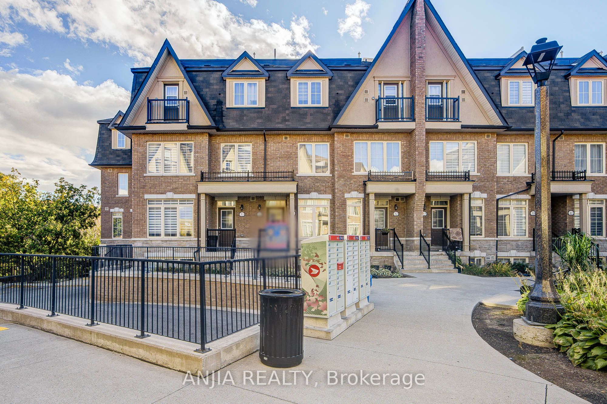 181 Parktree Drive 38 Property Photo 1