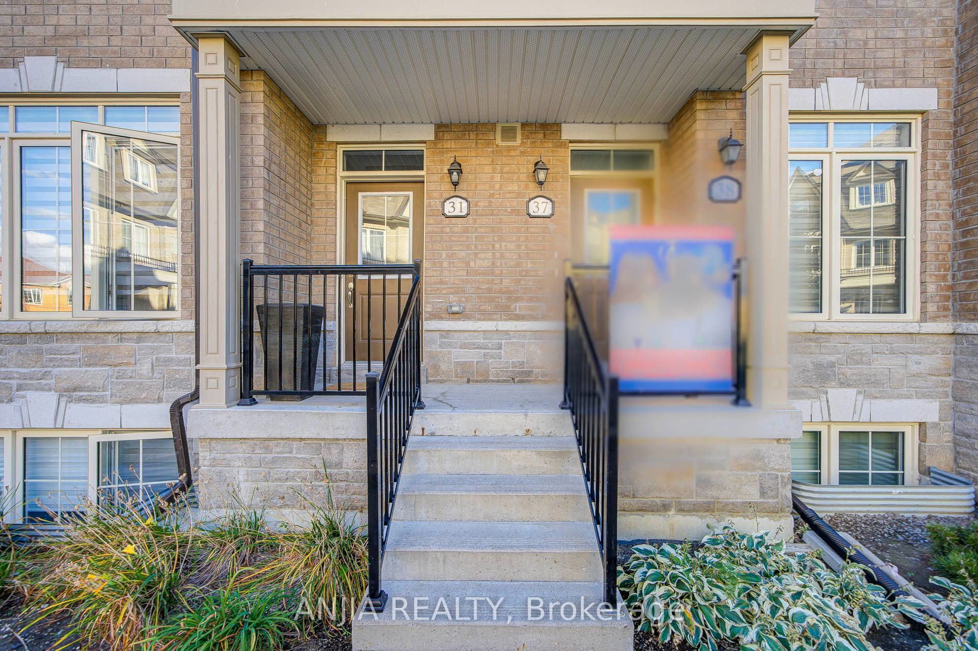 181 Parktree Drive 38 Property Photo 2