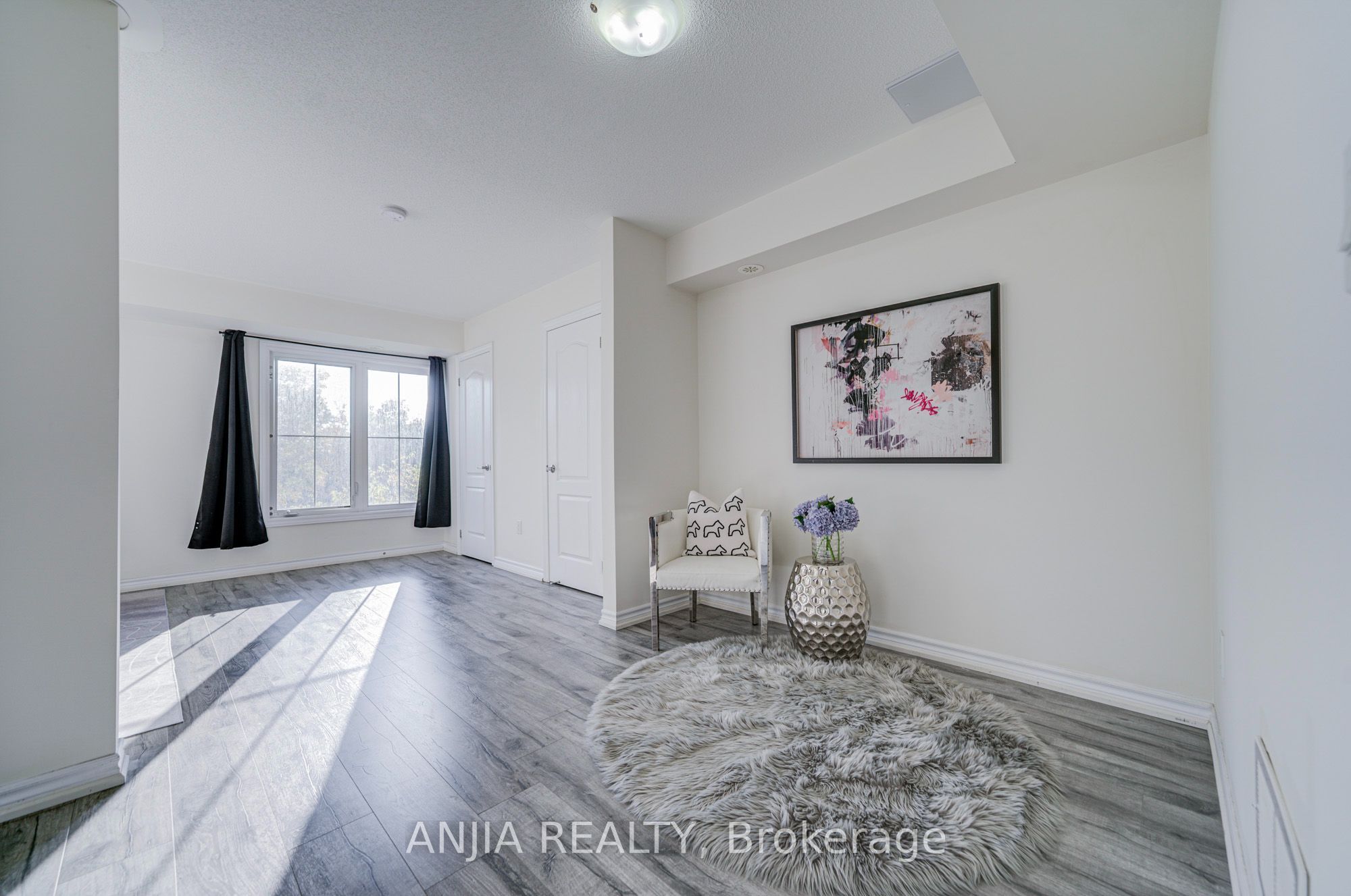 181 Parktree Drive 38 Property Photo 15
