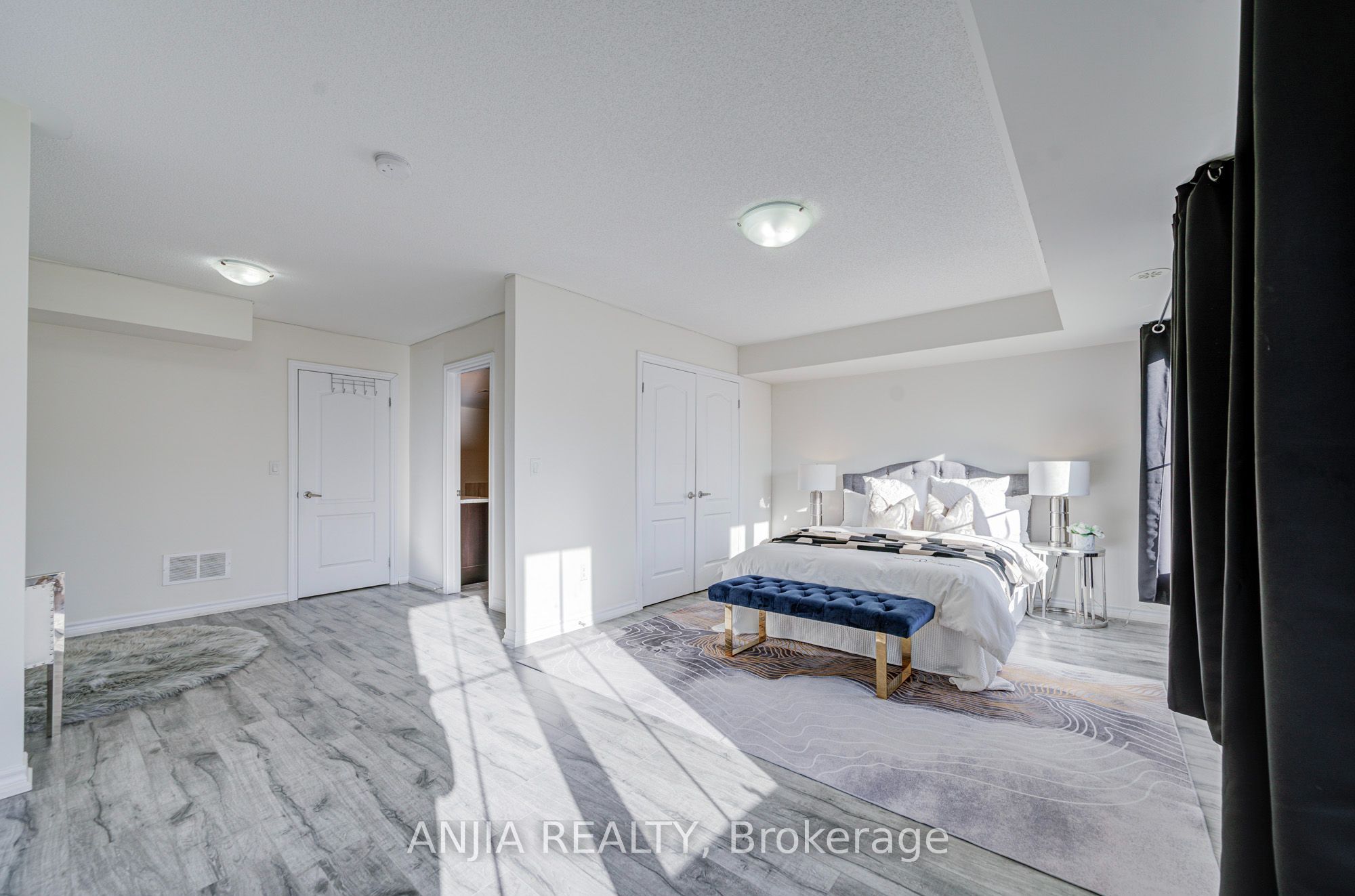 181 Parktree Drive 38 Property Photo 16
