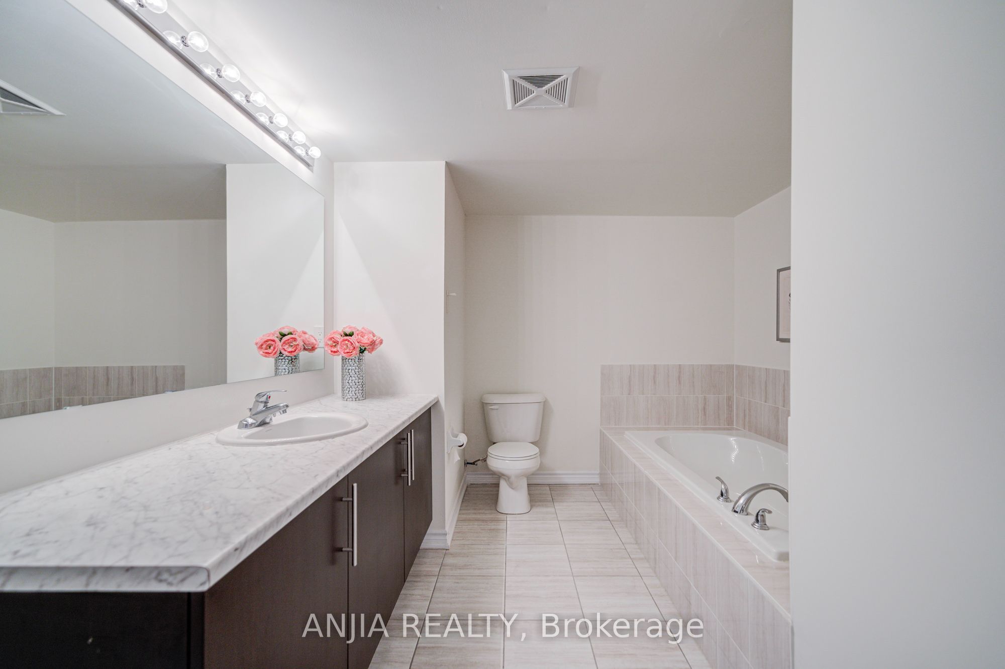 181 Parktree Drive 38 Property Photo 19