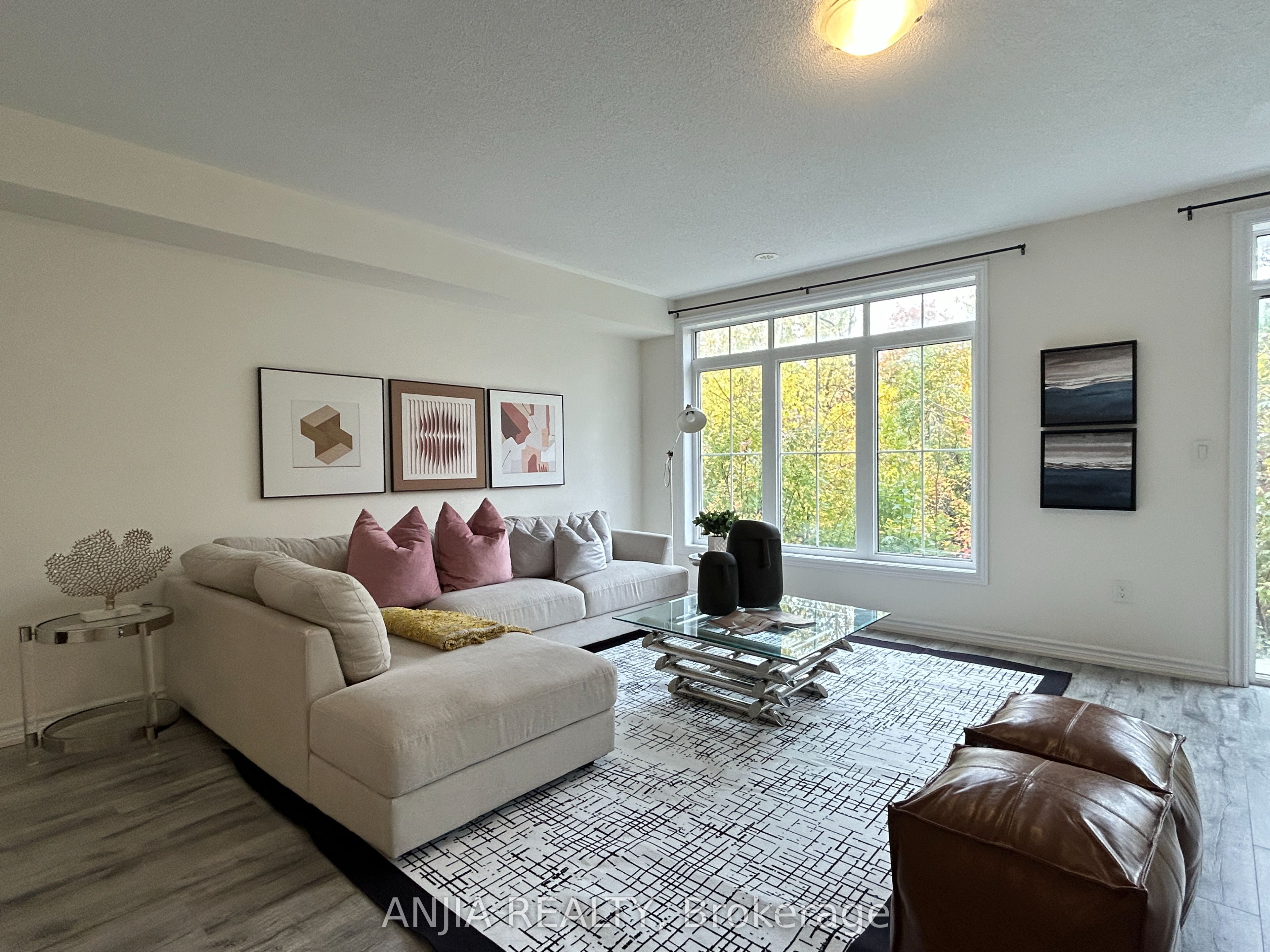 181 Parktree Drive 38 Property Photo 31