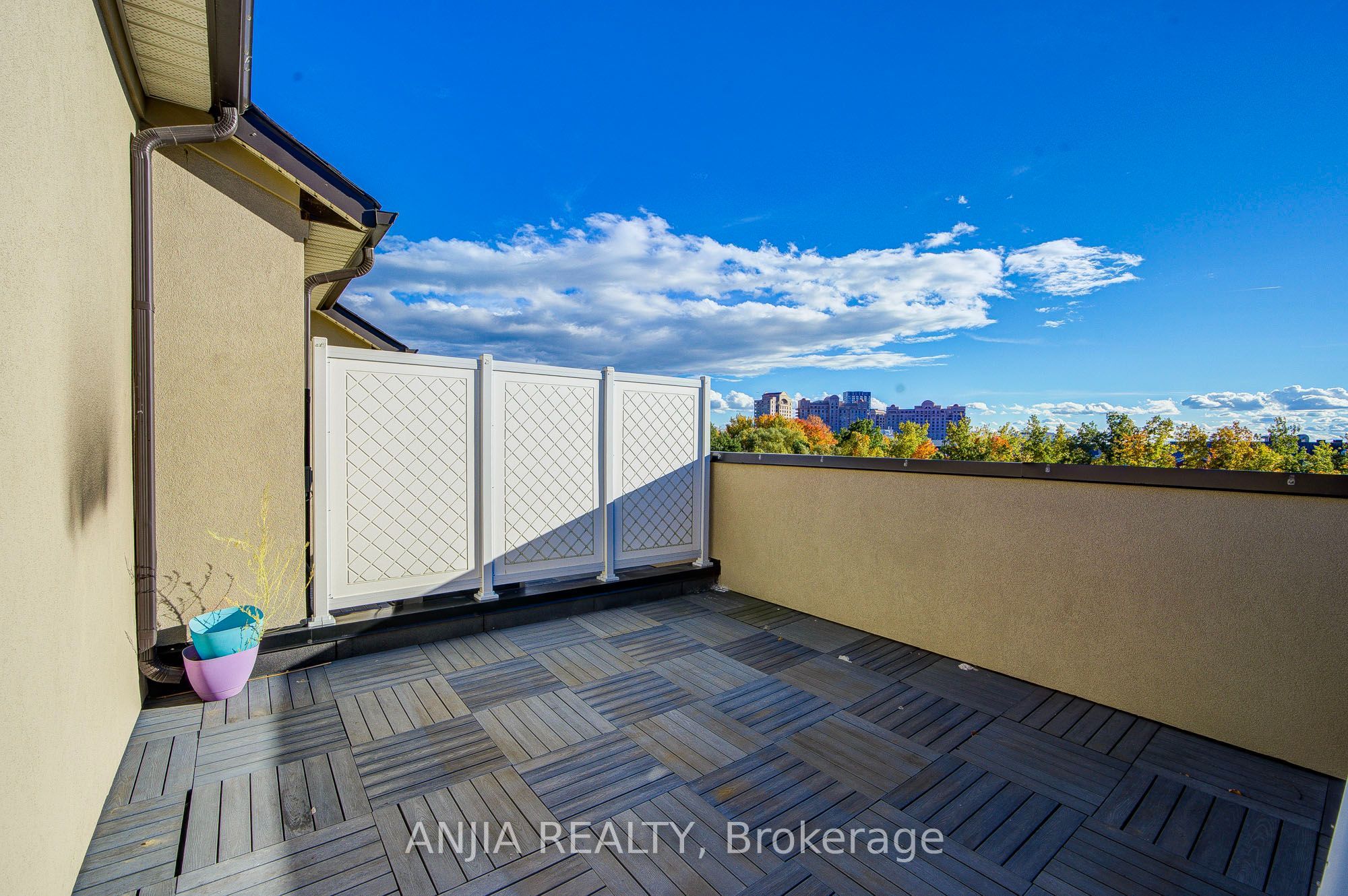 181 Parktree Drive 38 Property Photo 34