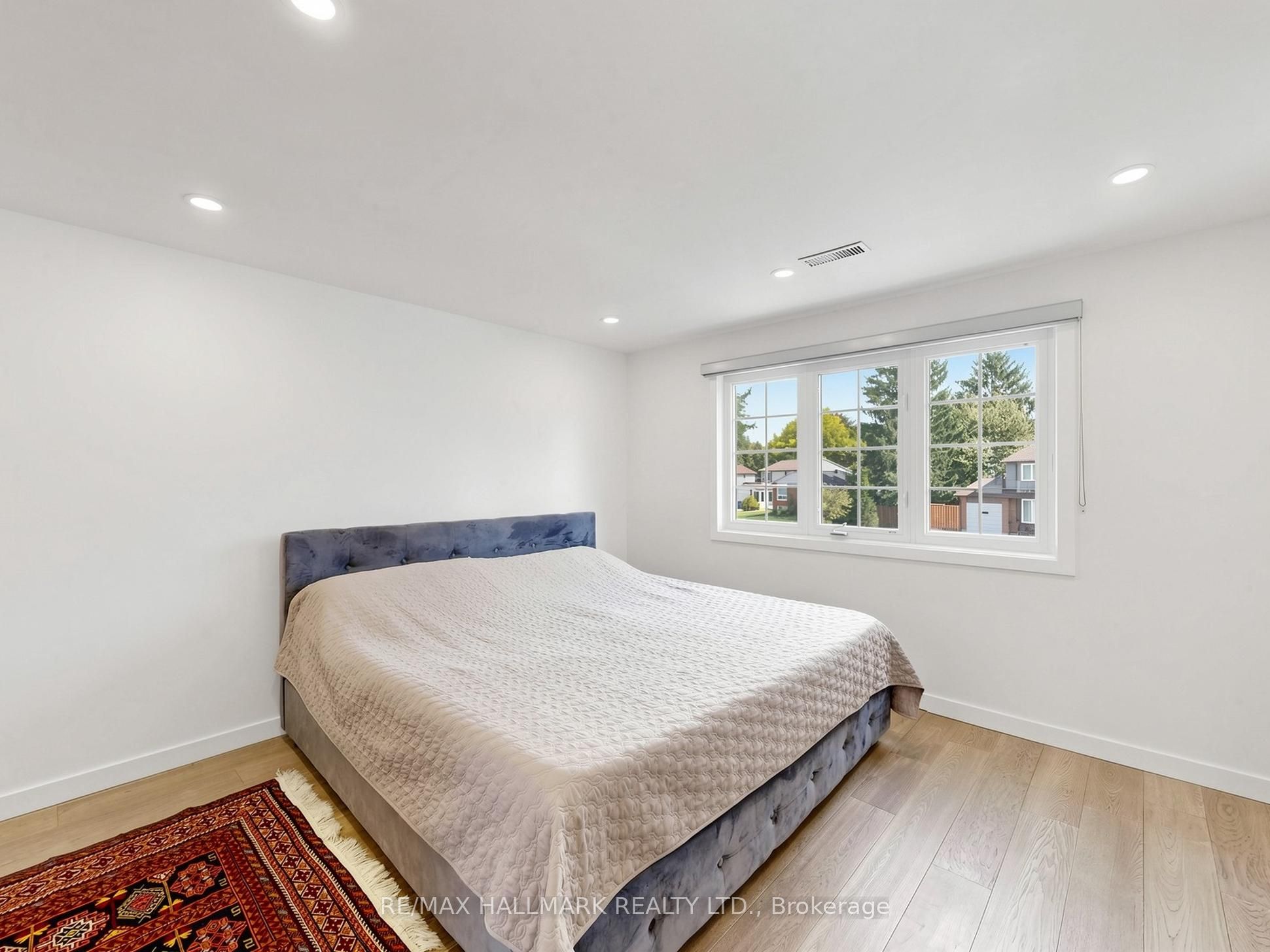 400 Handley Crescent Property Photo 22