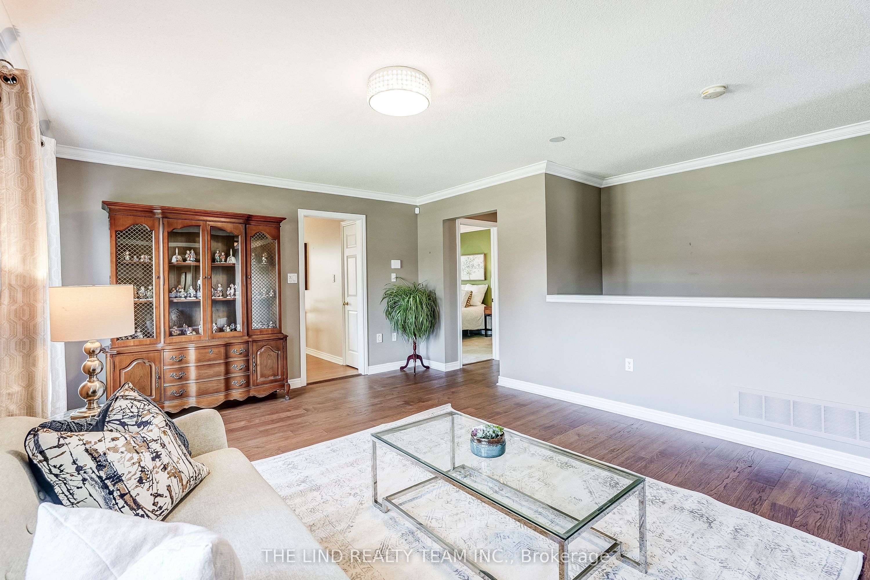 75 Jessop Avenue Property Photo 9