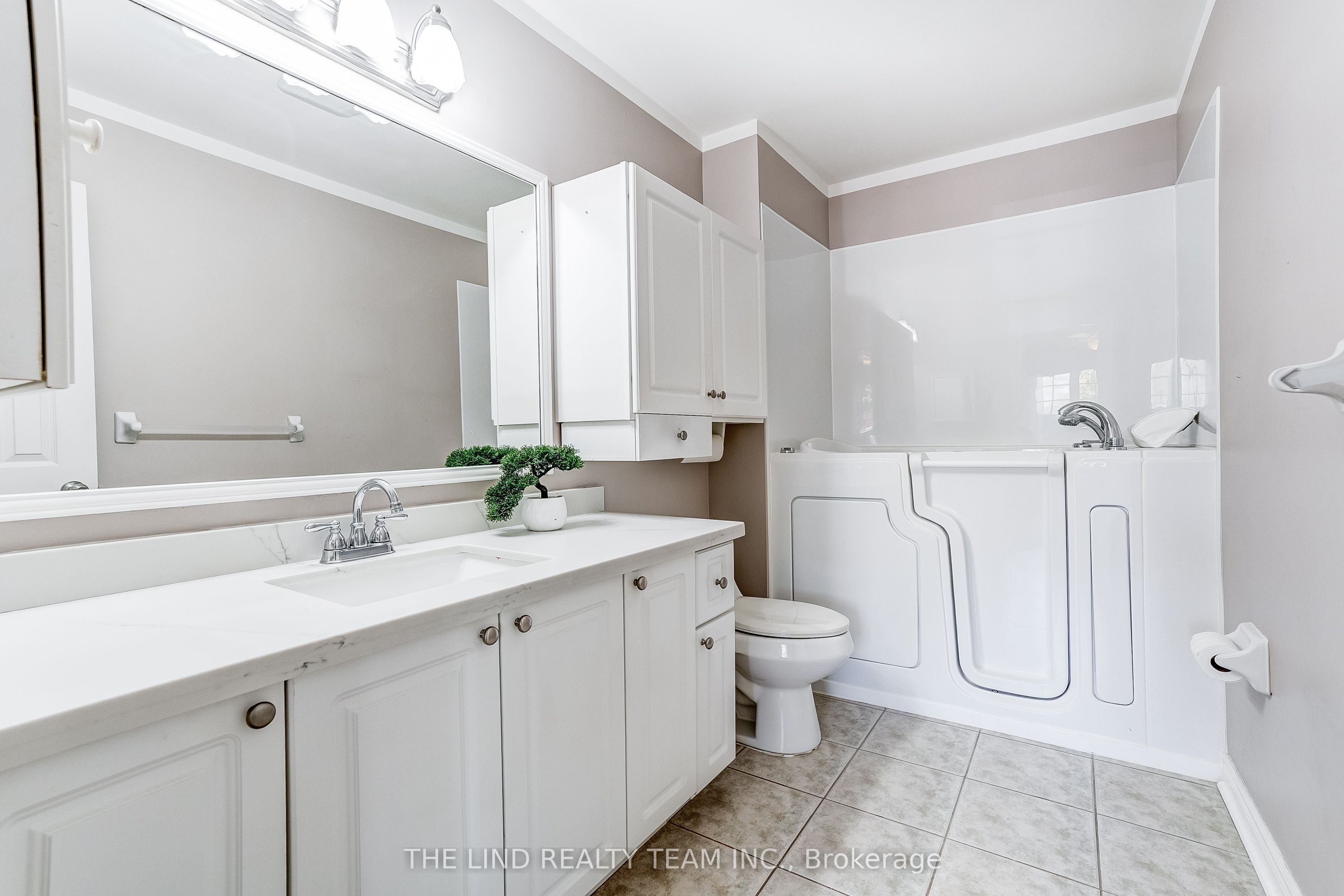 75 Jessop Avenue Property Photo 19