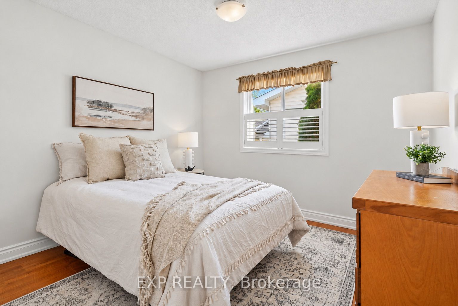 2434 Ralph Street Property Photo 11